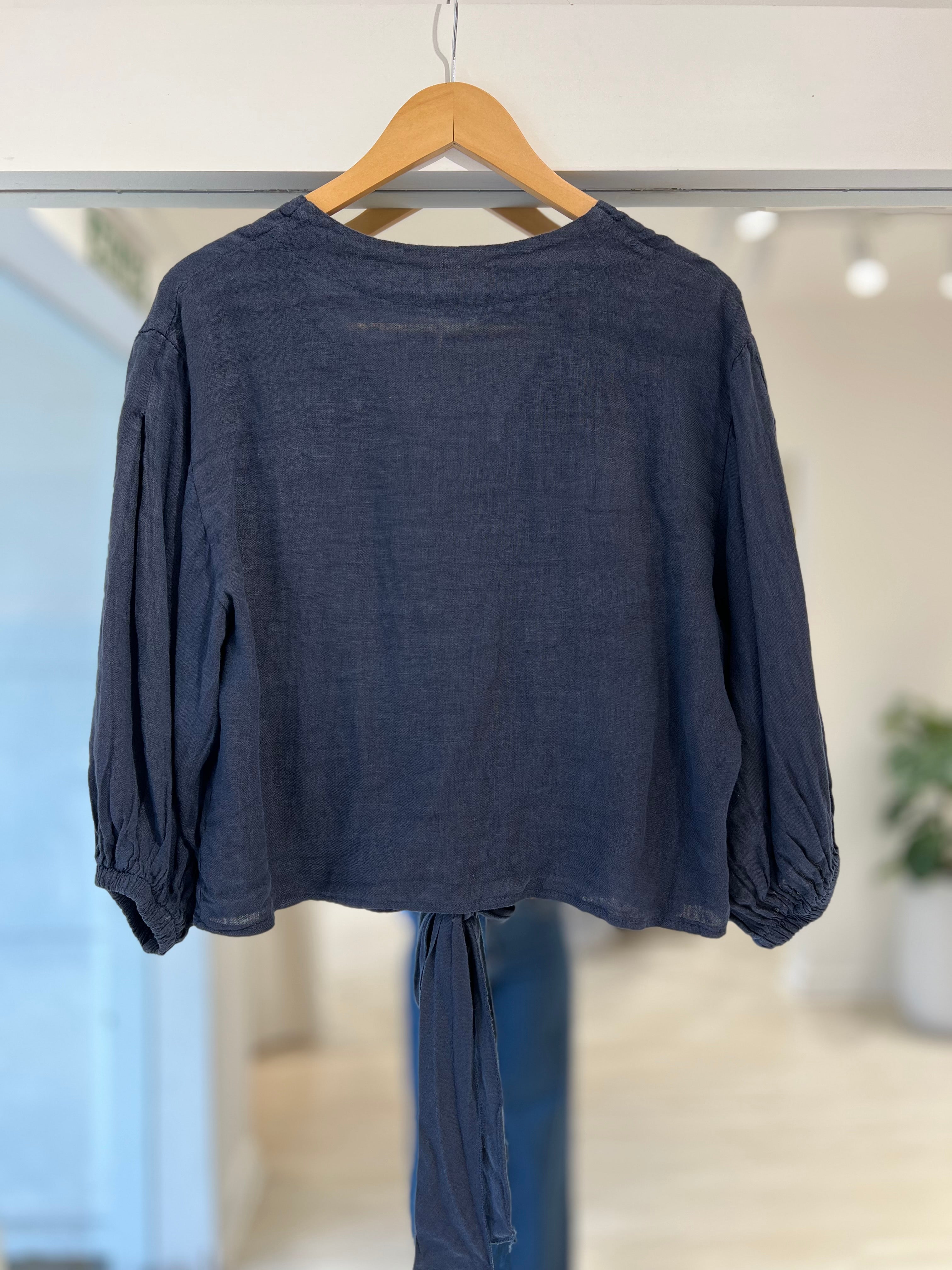 Blusa Nudo azul marino