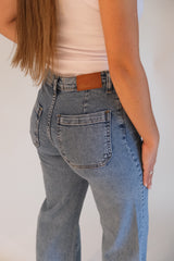 Jean Capri Claro