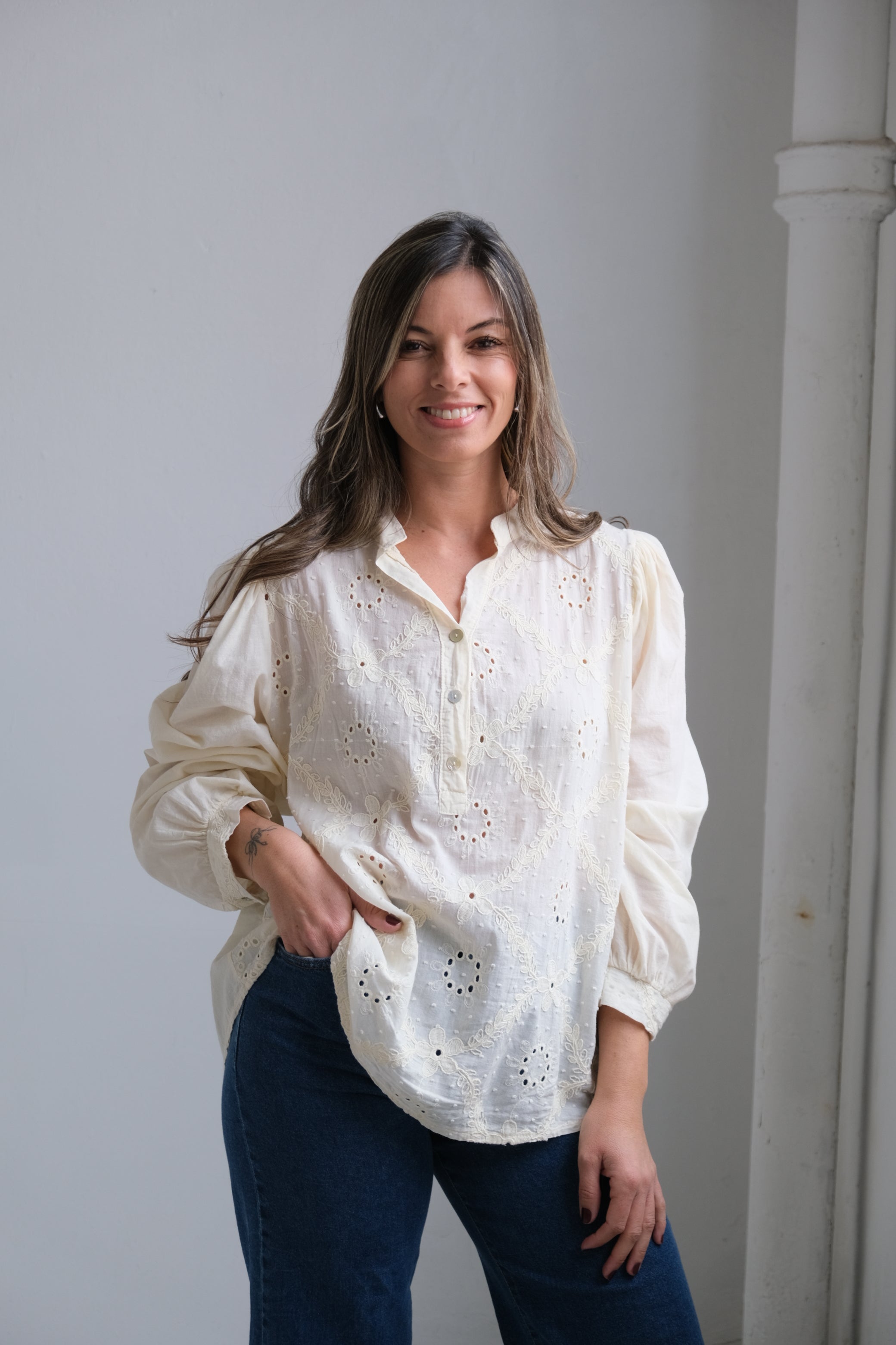 Blusa Madrid Manteca