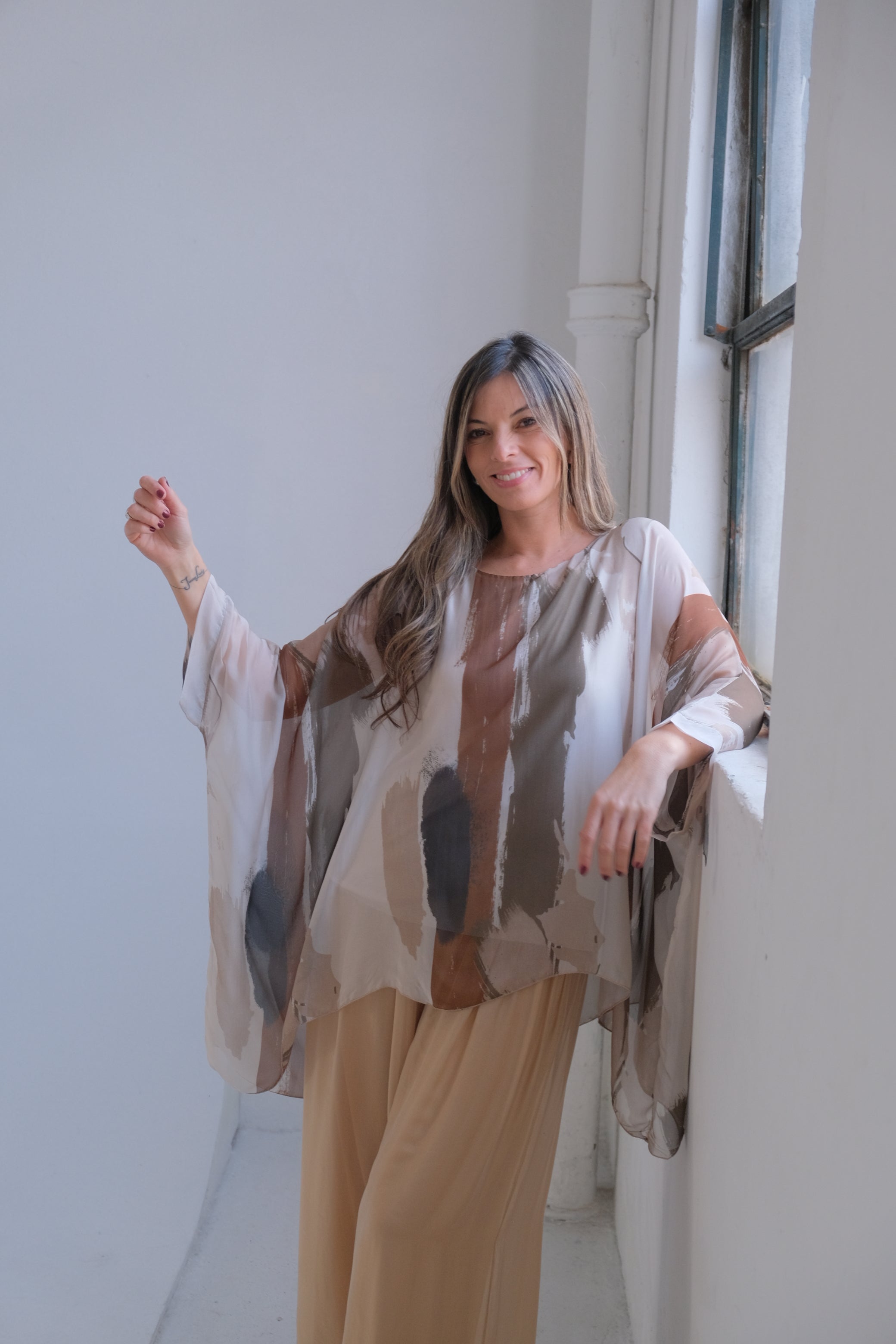 Blusa Clotilde Beige