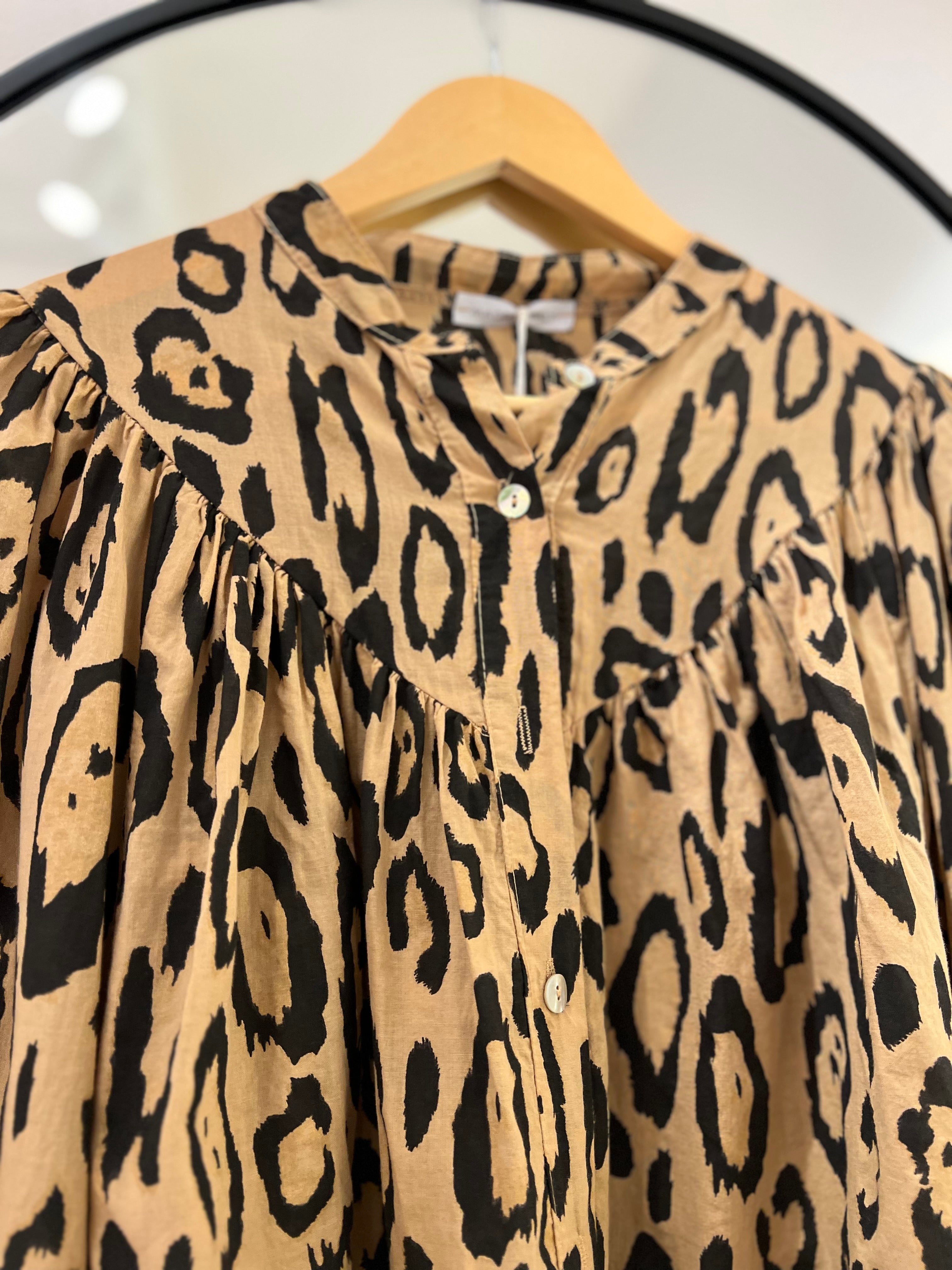Camisa Agata Print Camel