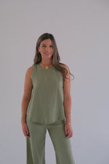 Musculosa Comodín verde seco CÁPSULA
