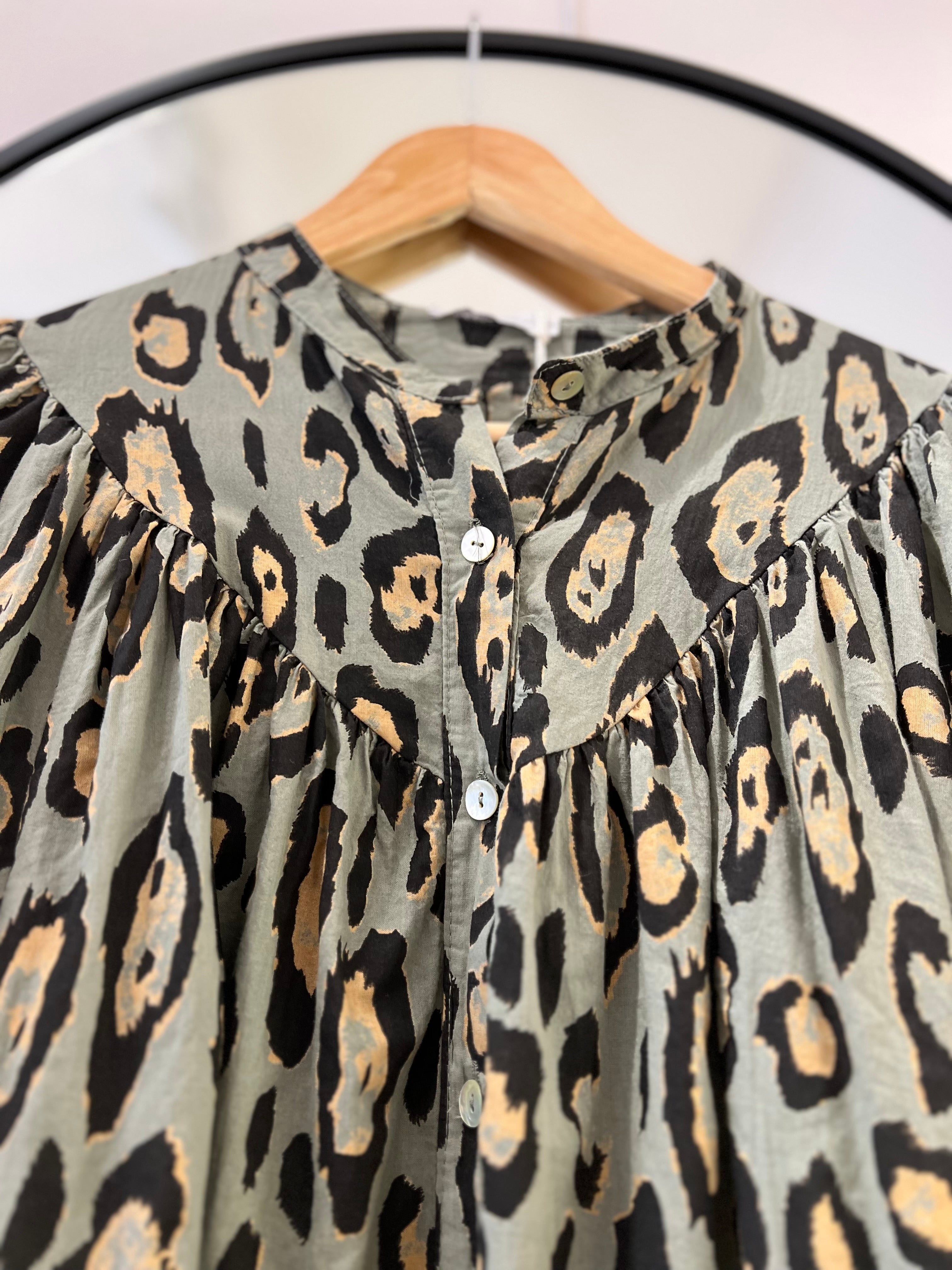 Camisa Agata Print Verde oliva