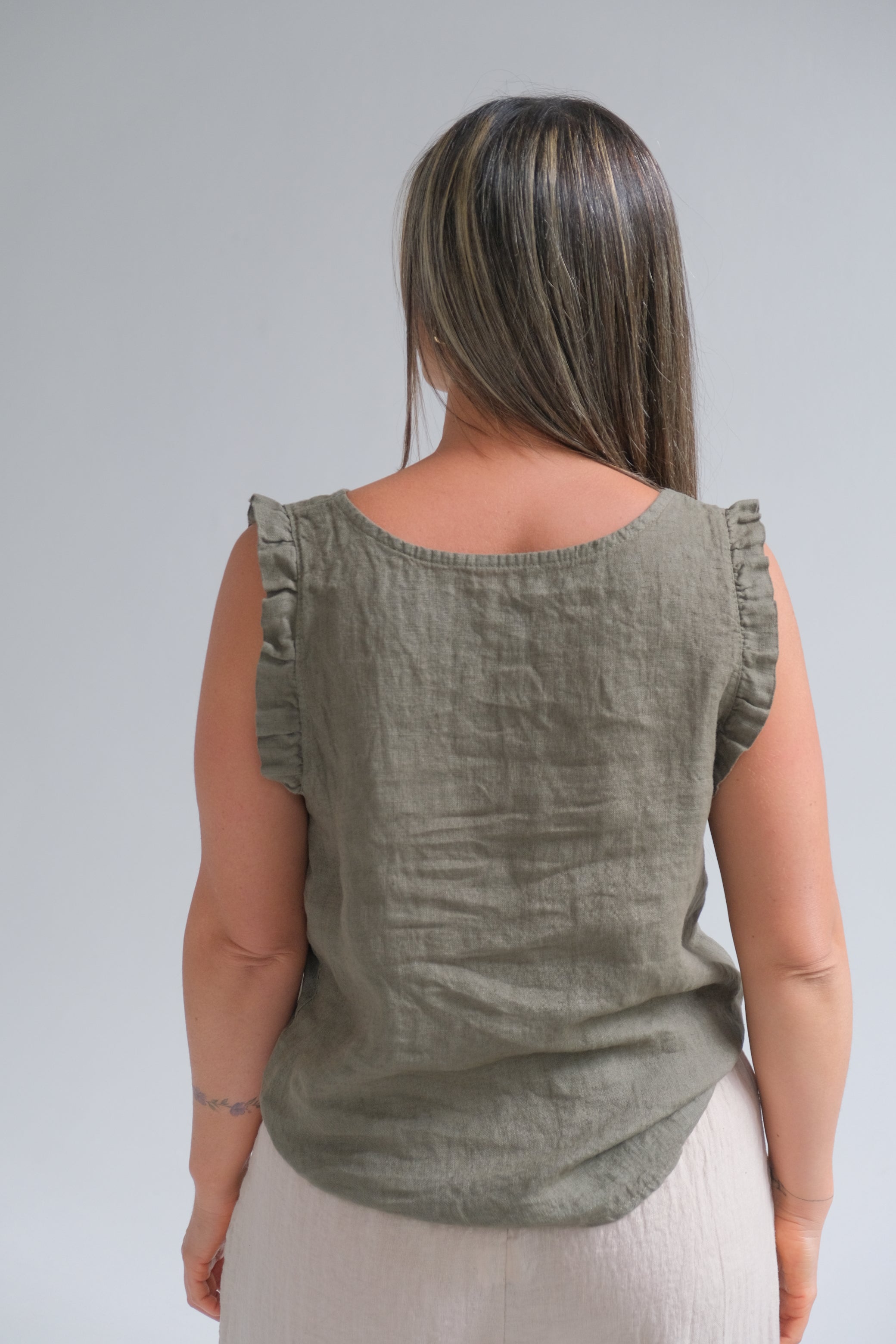 Musculosa Betiana Verde Seco