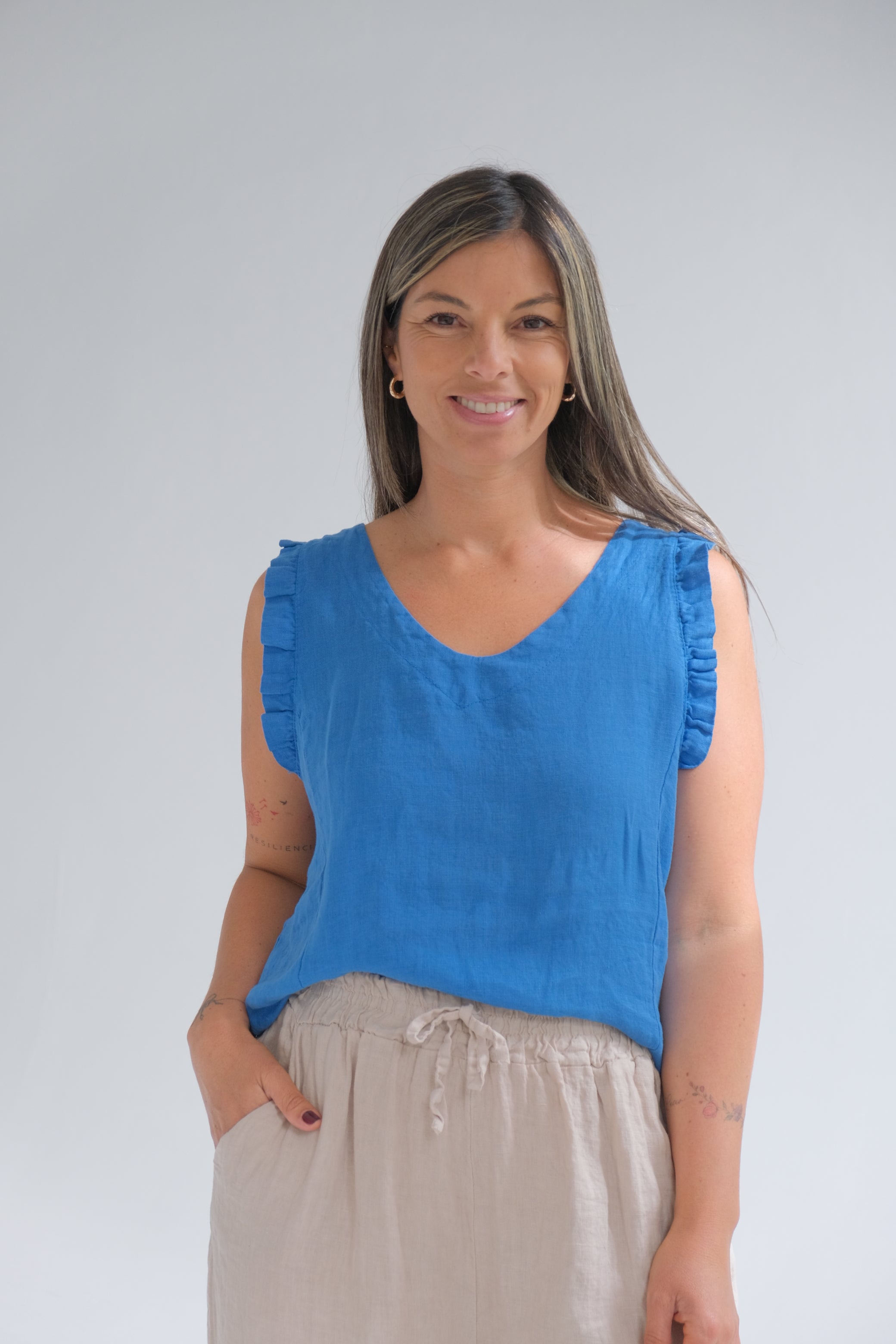 Musculosa Betiana Azul Francia