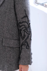 Blazer Bordado Negro