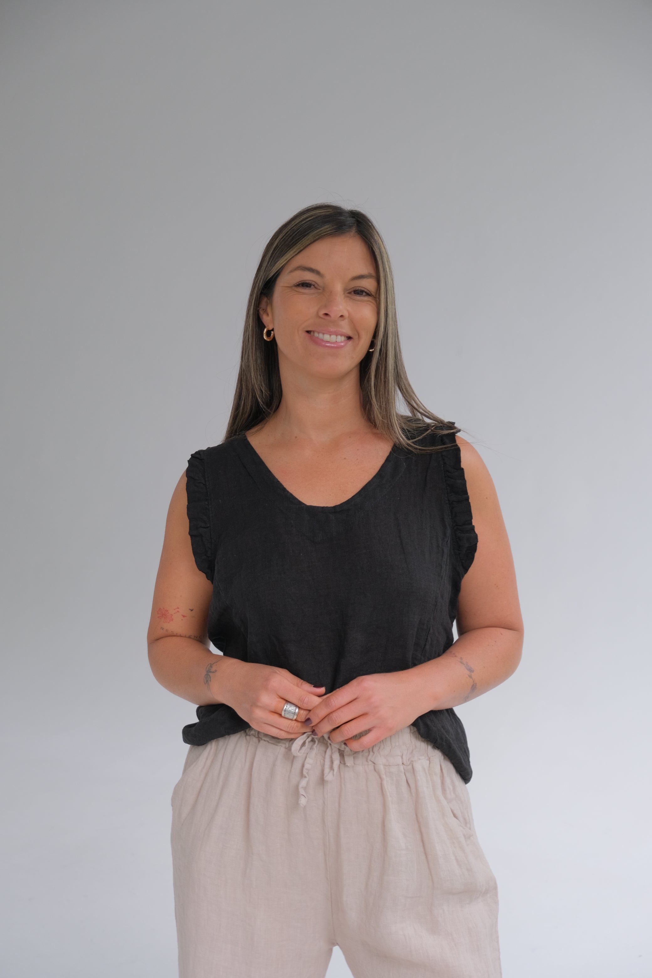 Musculosa Betiana Negro