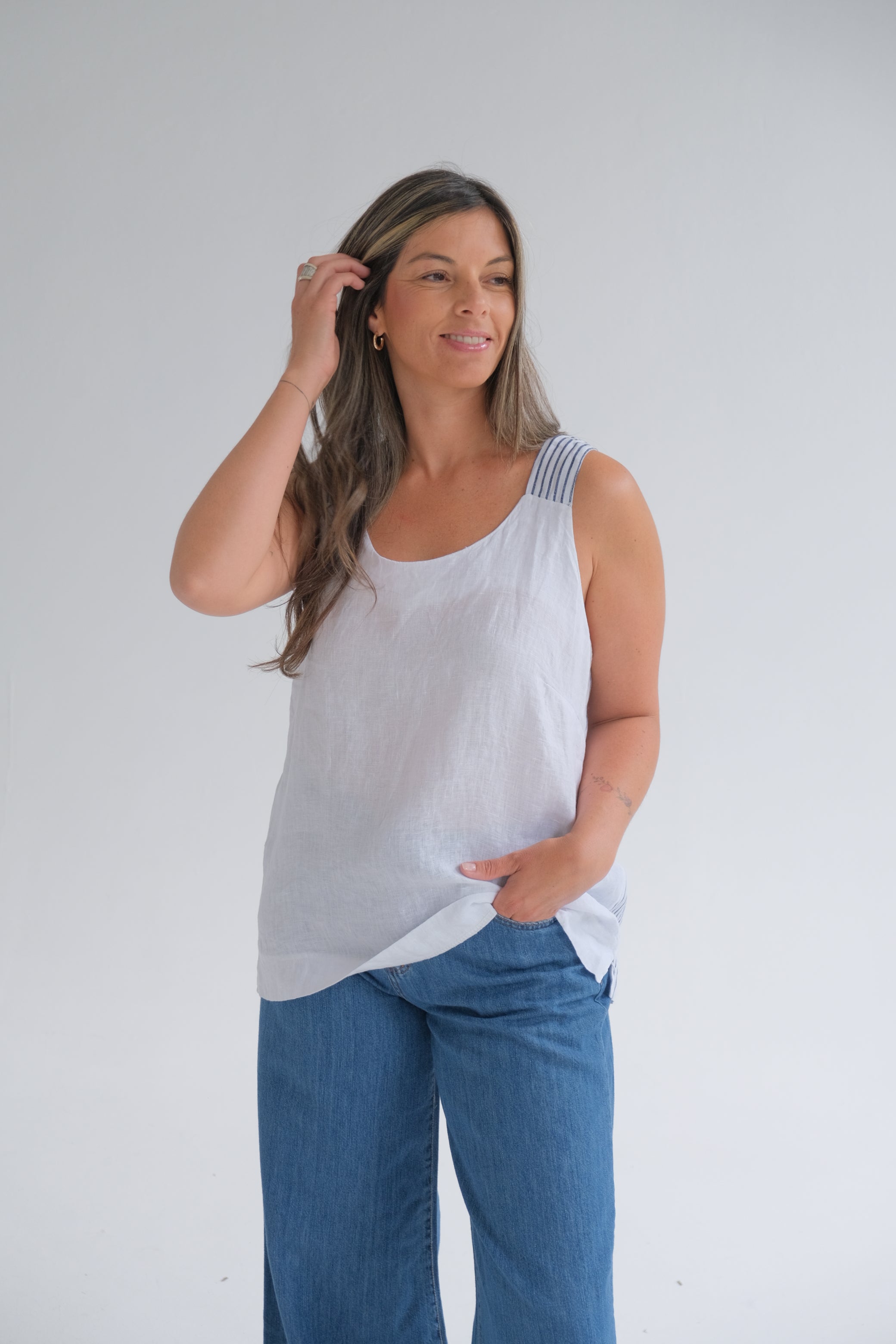 Musculosa Rayas Back Blanca