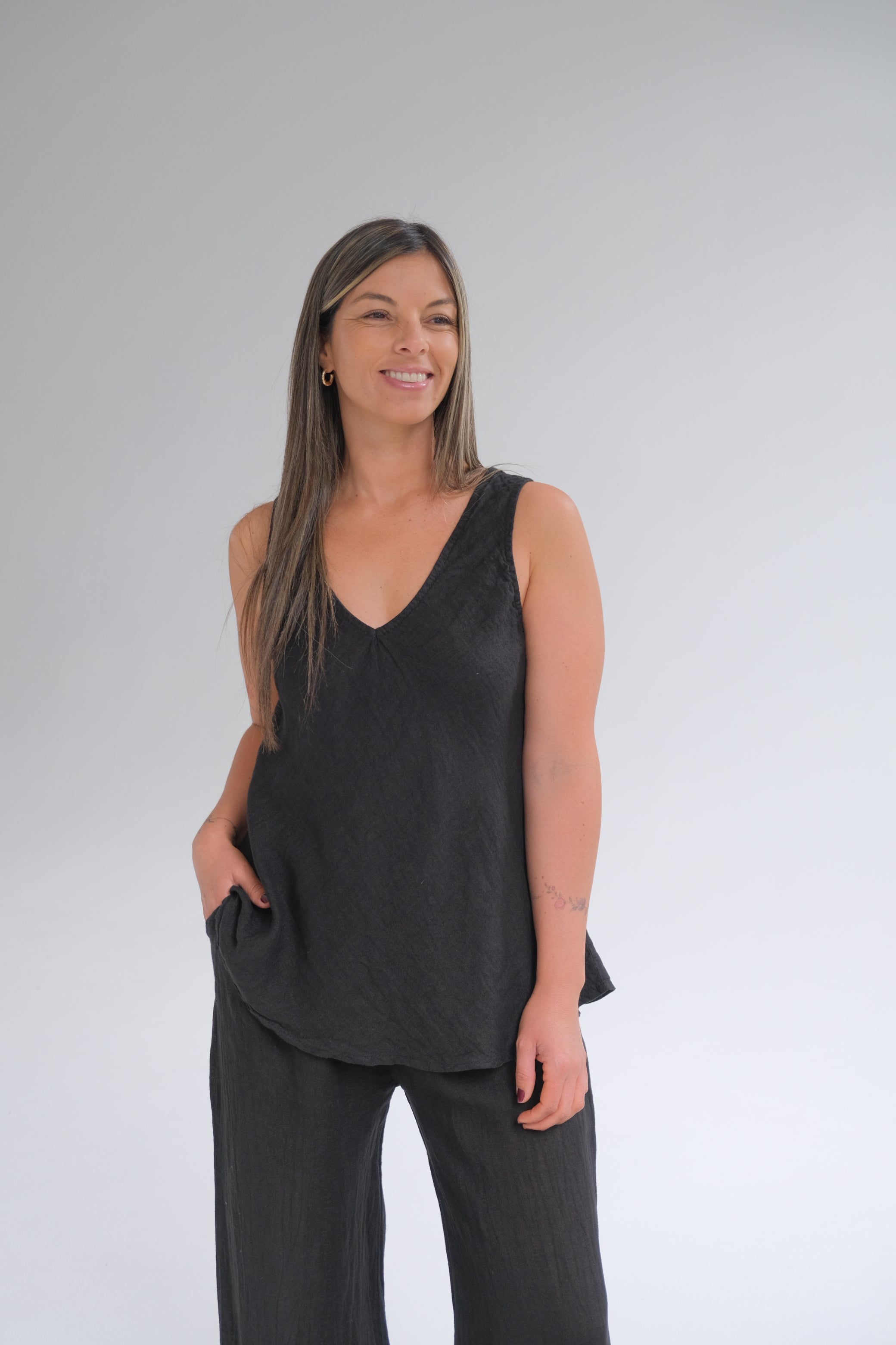 Musculosa Hera Negro