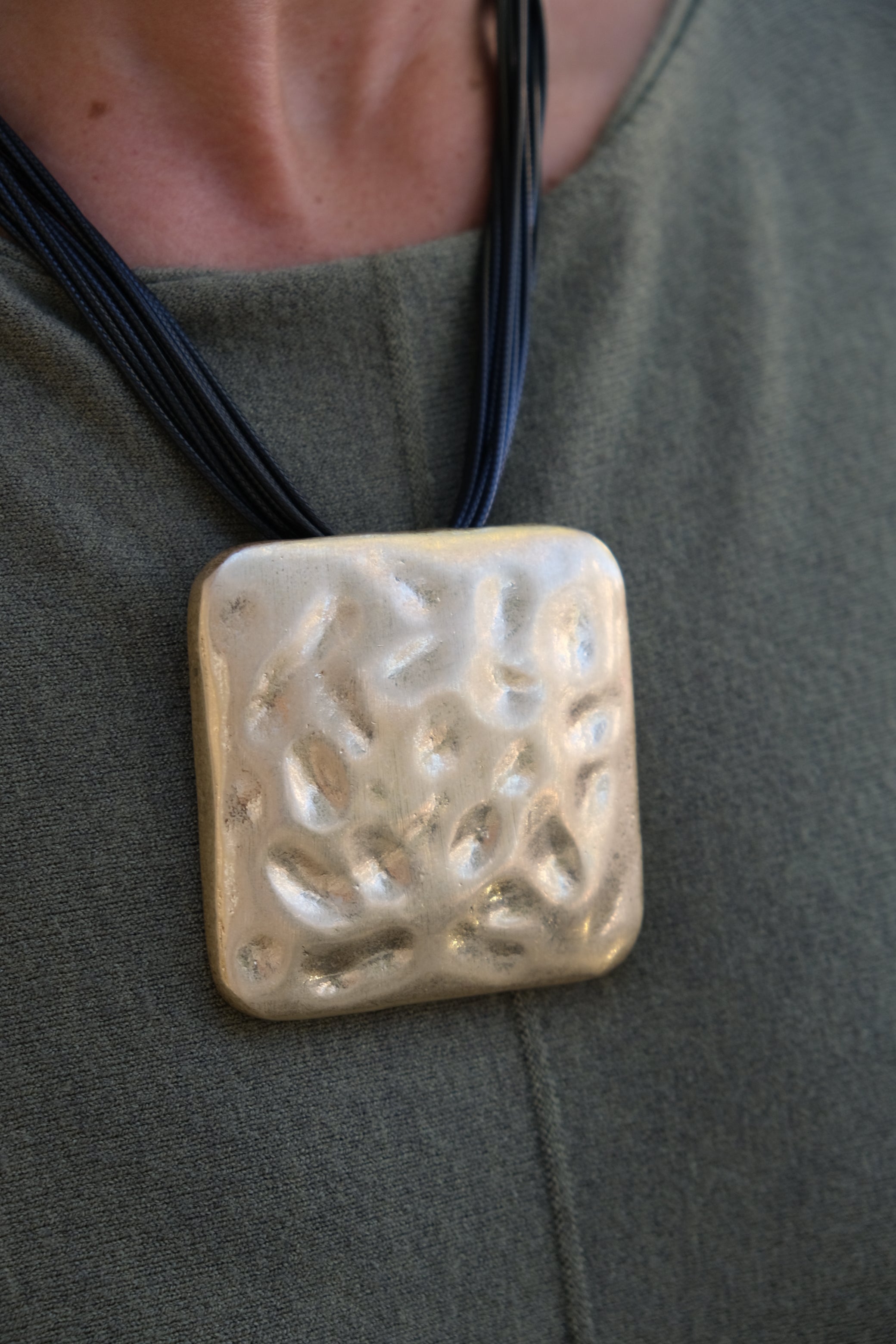 Collar Carrara Gold
