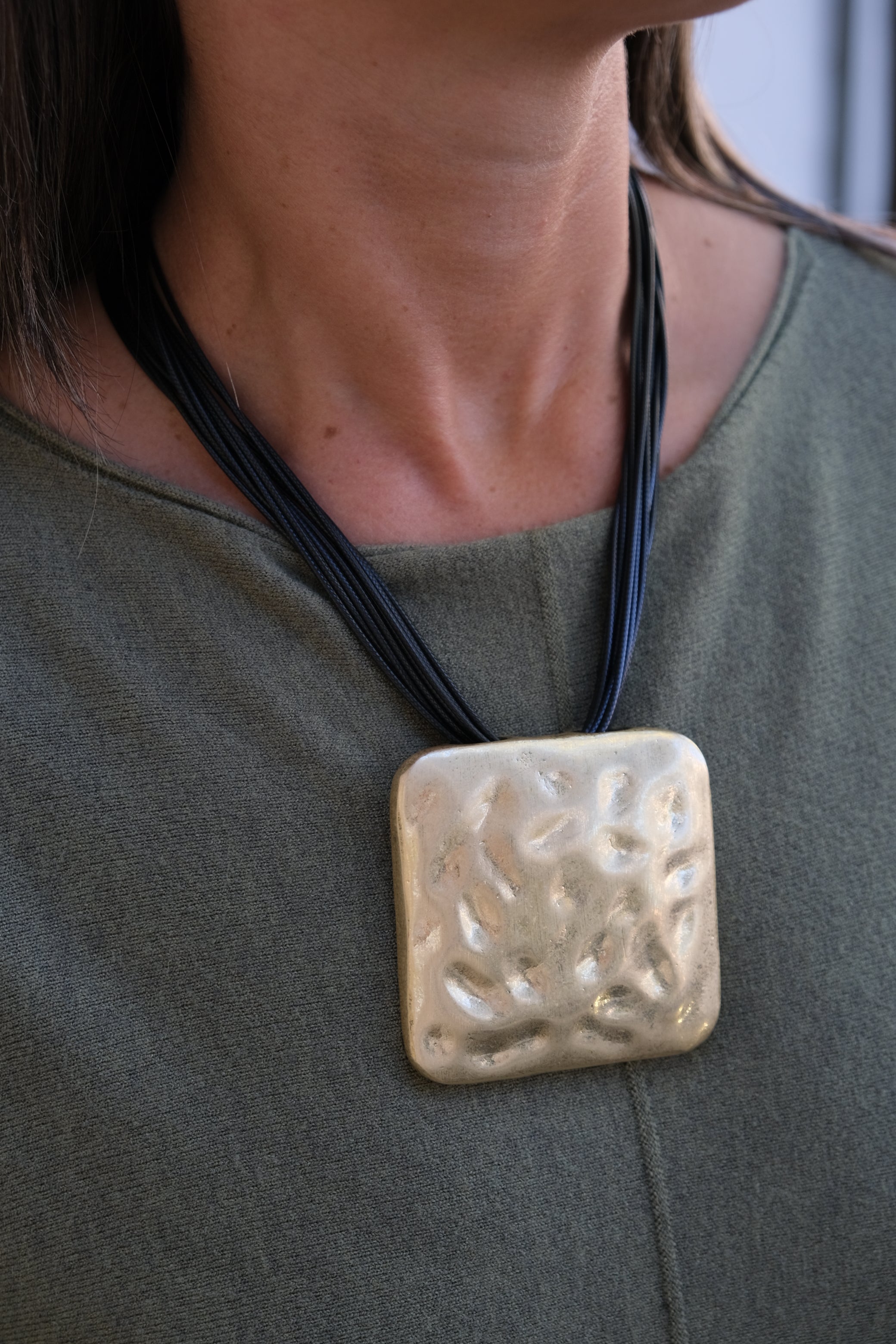 Collar Carrara Gold