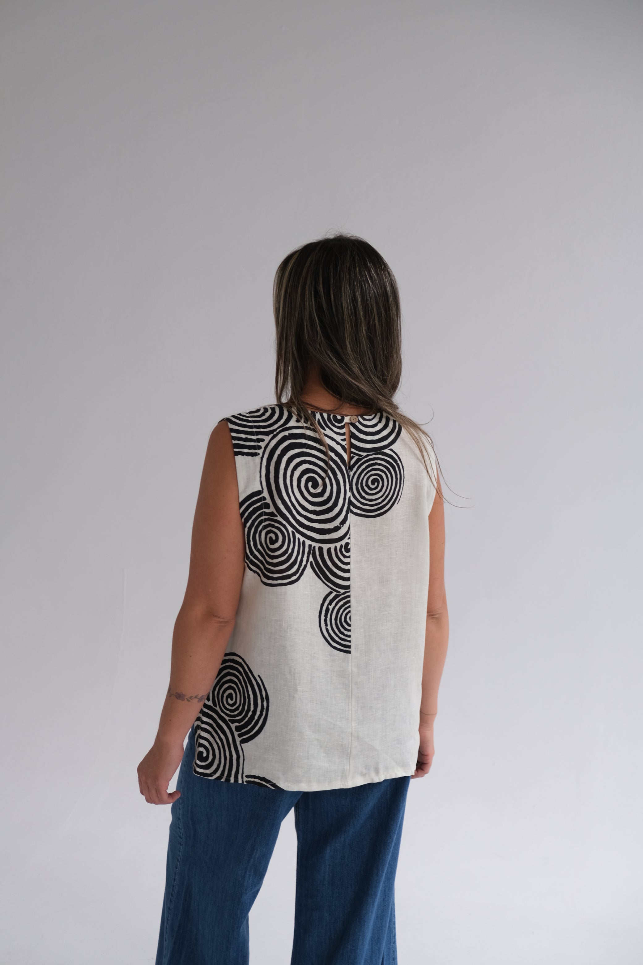 Musculosa Anthea Negro