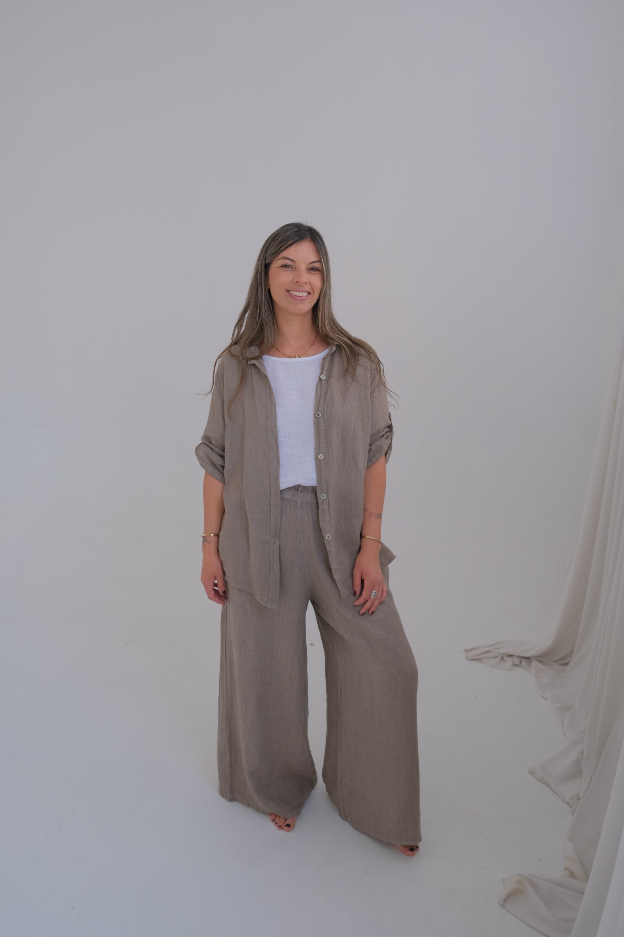 Camisa Aleli básica visón