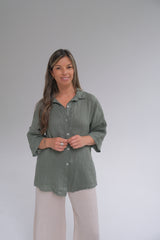 Camisa Aleli básica verde seco