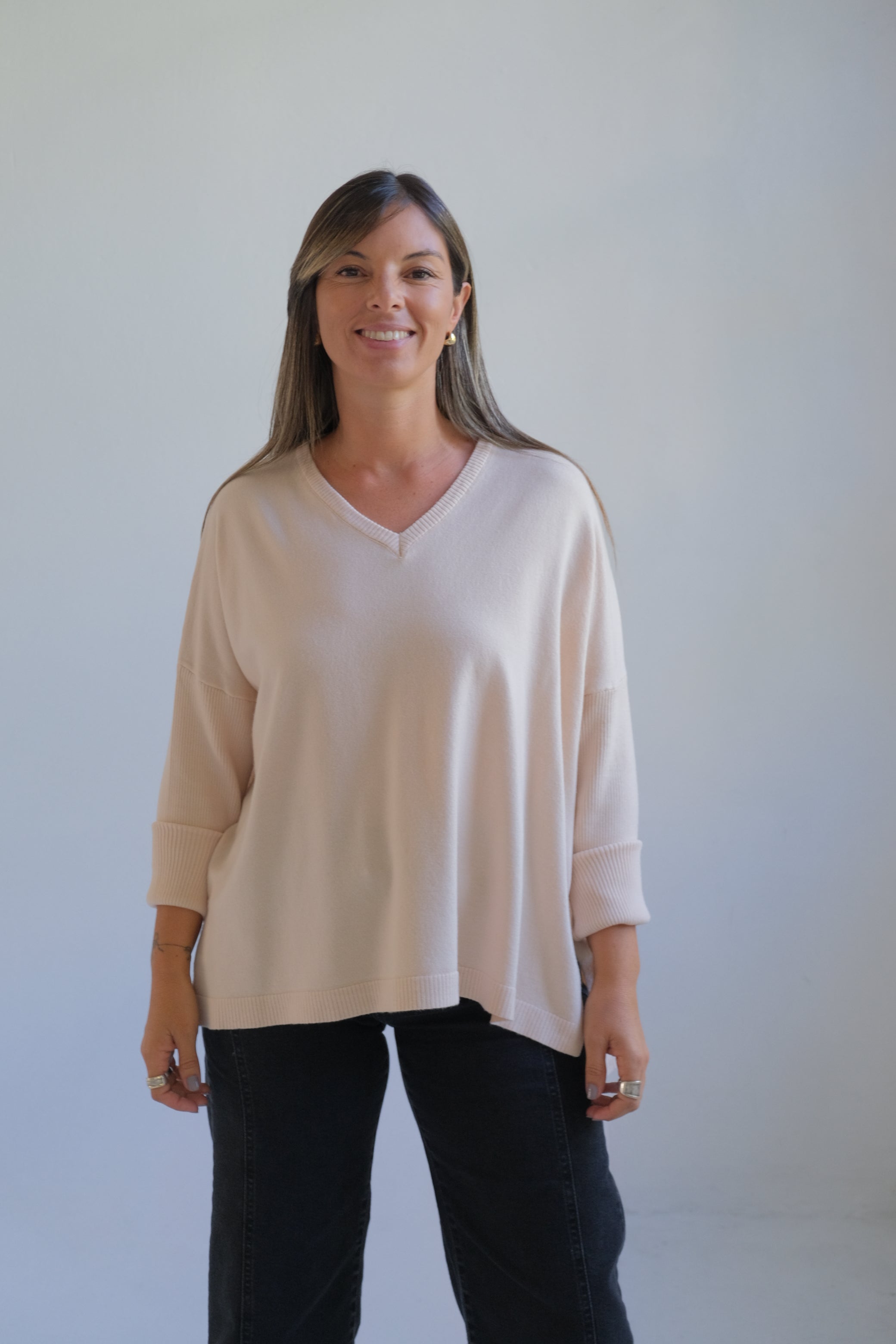 Sweater Basic V Crudo