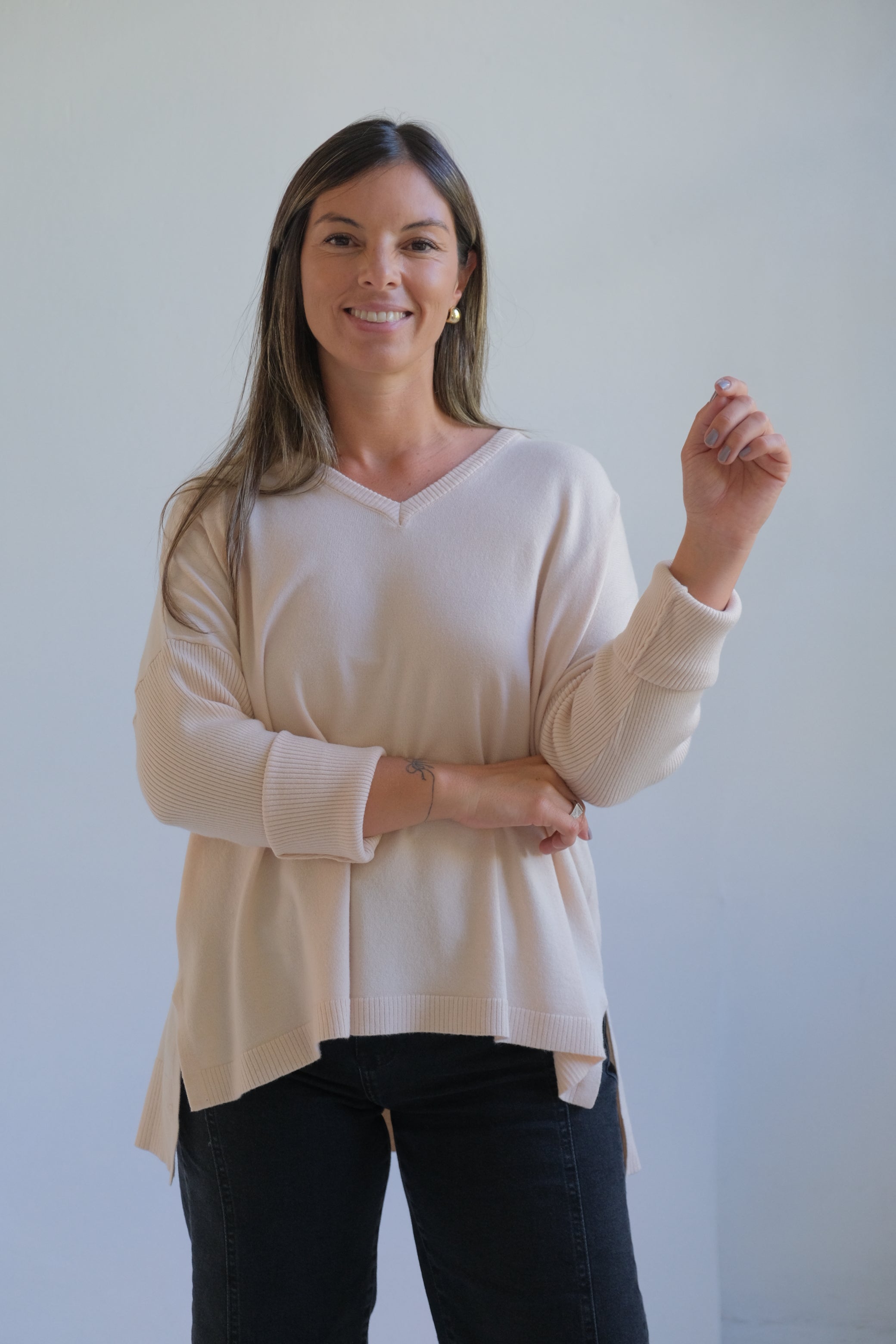 Sweater Basic V Crudo