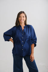 Blusa Relieve Azul Marino