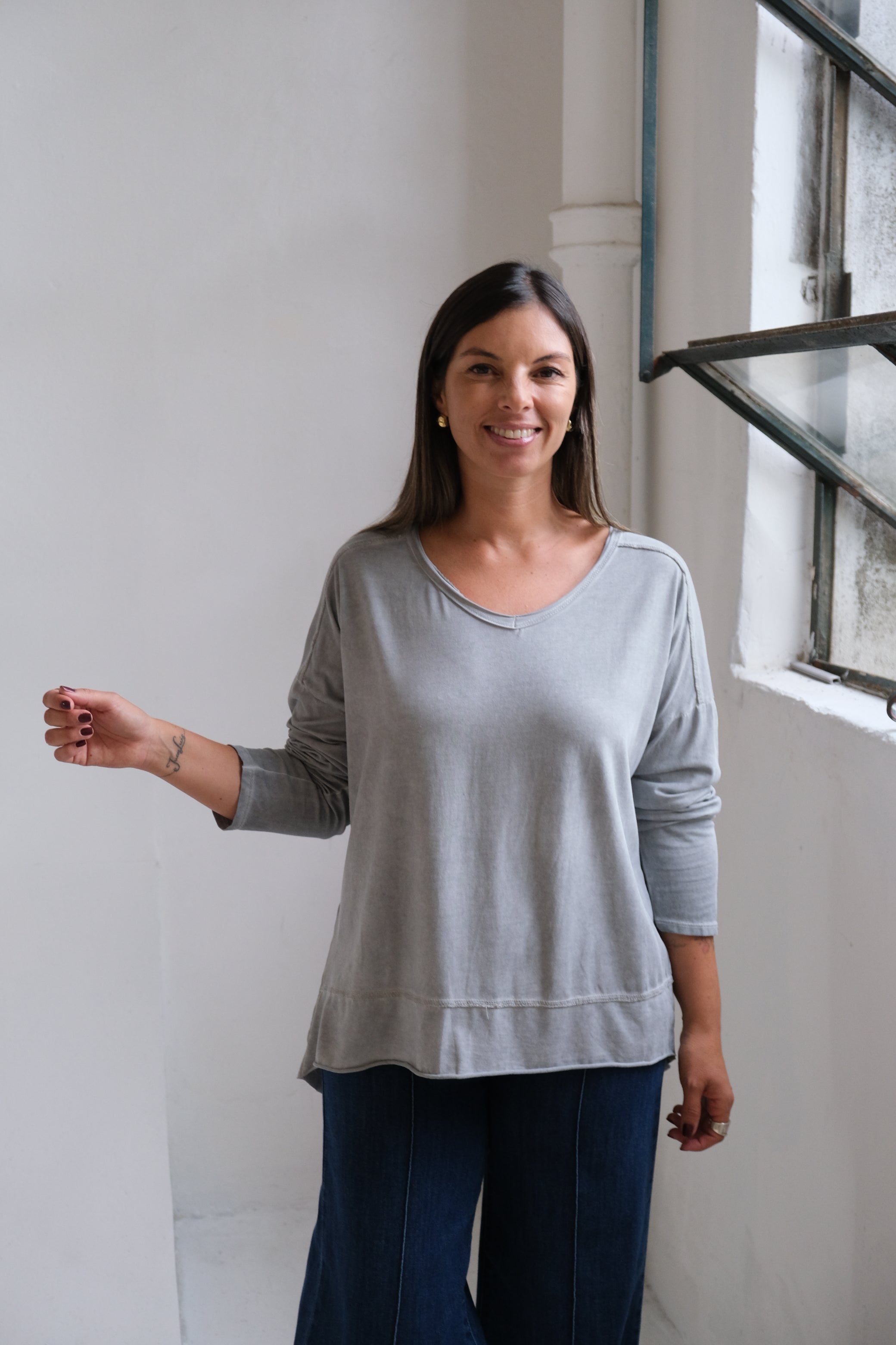 Remera Gia Gris