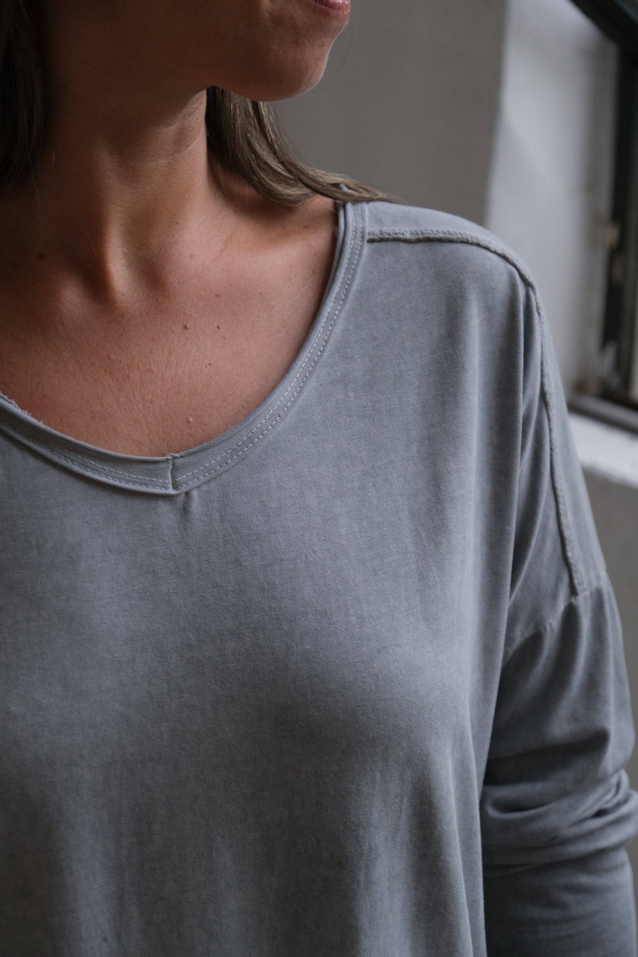 Remera Gia Gris
