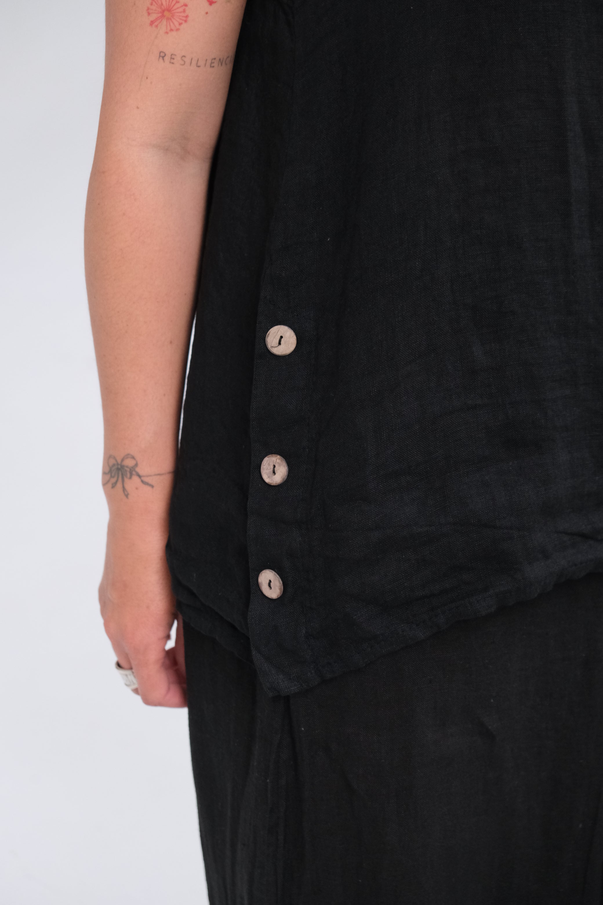 Musculosa Lidia Negra