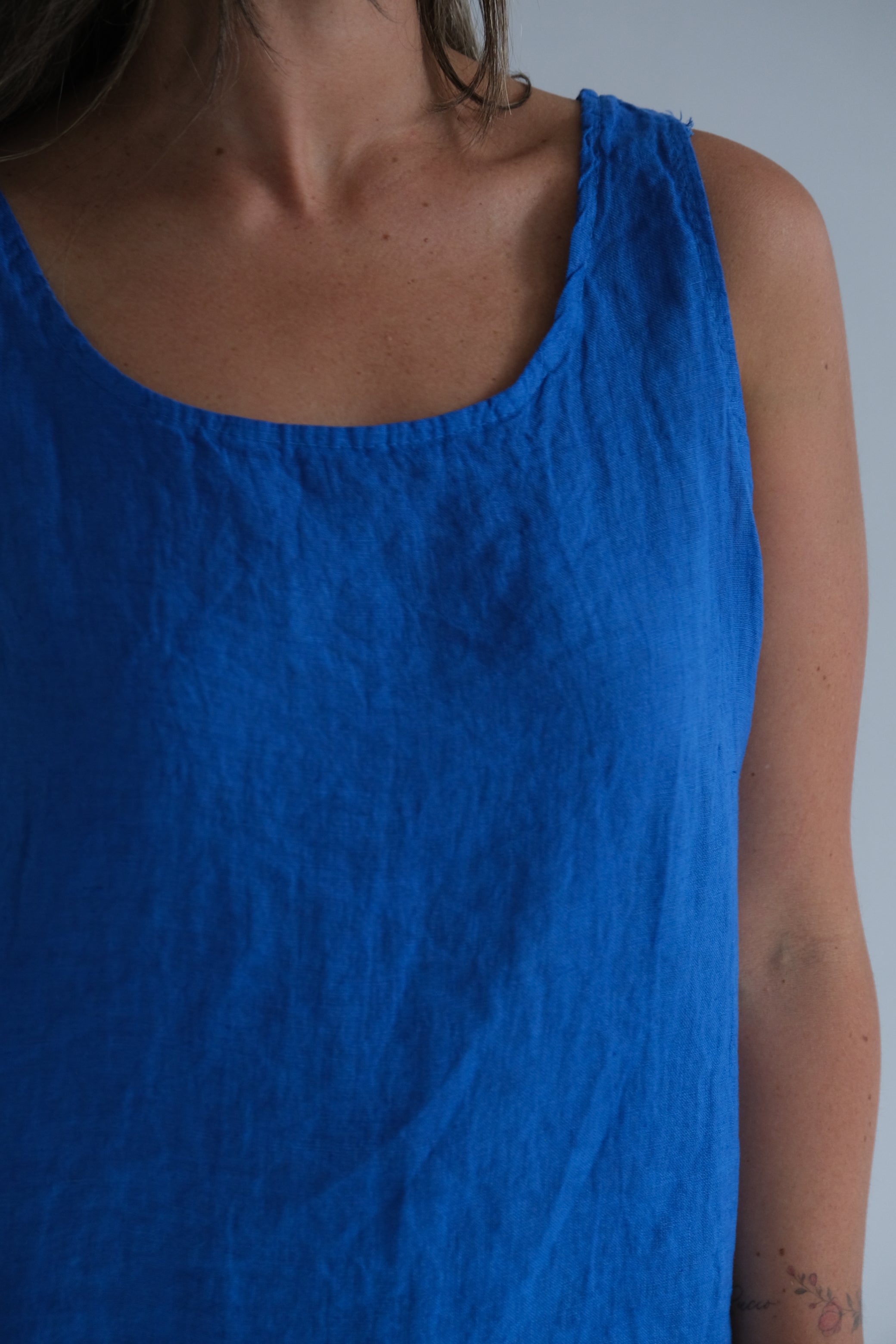 Musculosa Lidia Azul Francia