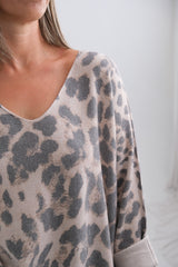 Sweater Animal Print