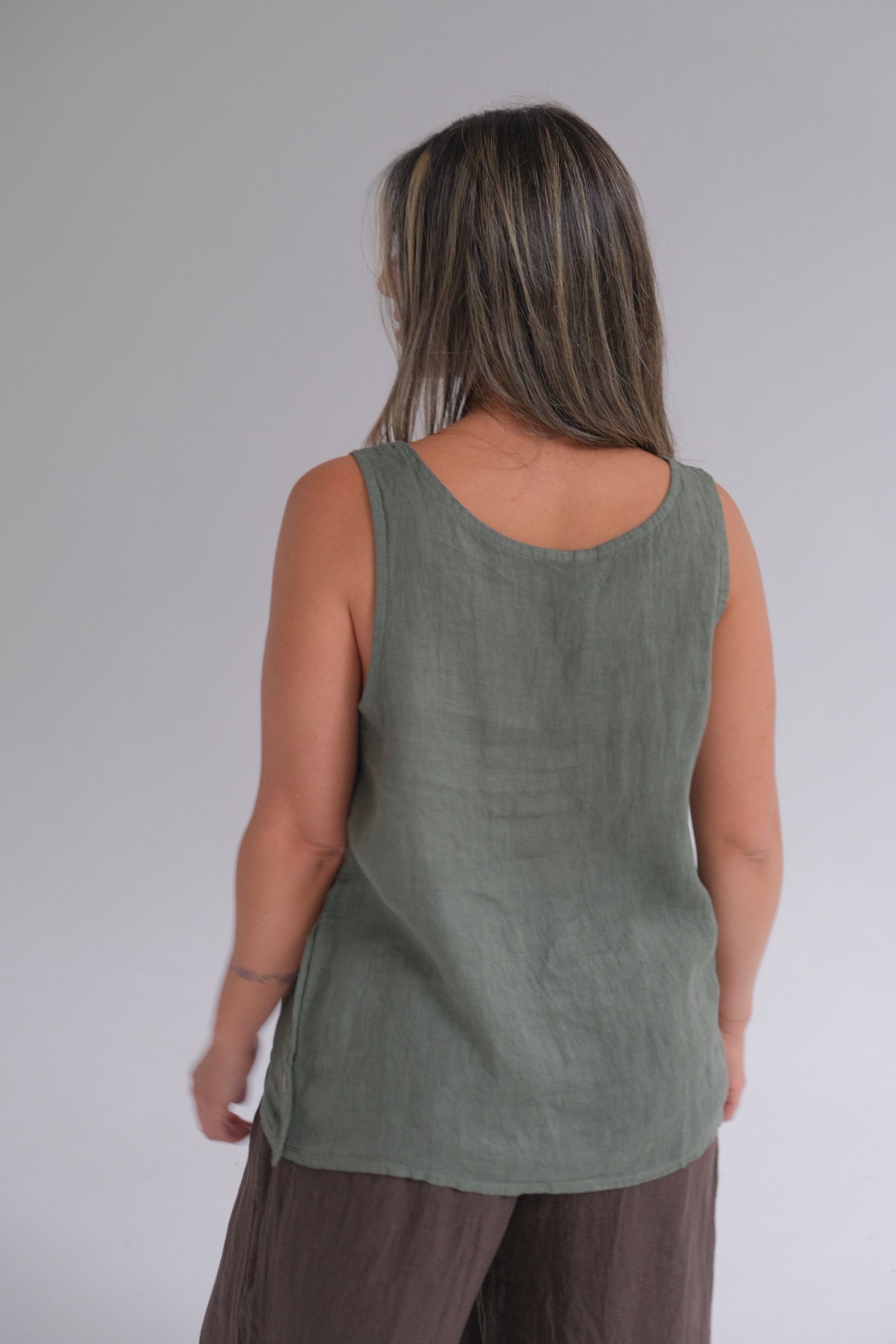 Musculosa Lidia Verde Seco