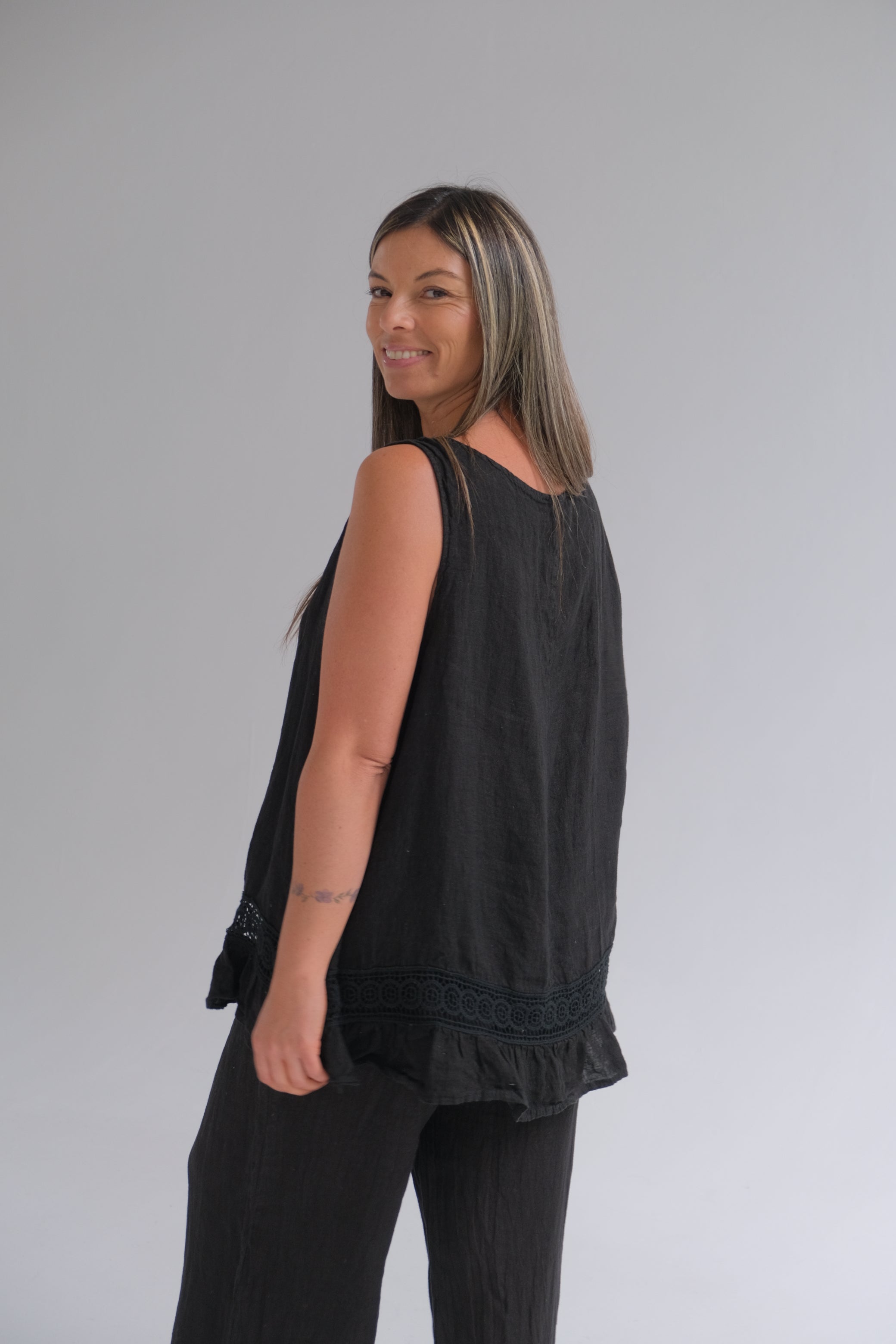Musculosa Freya Negro
