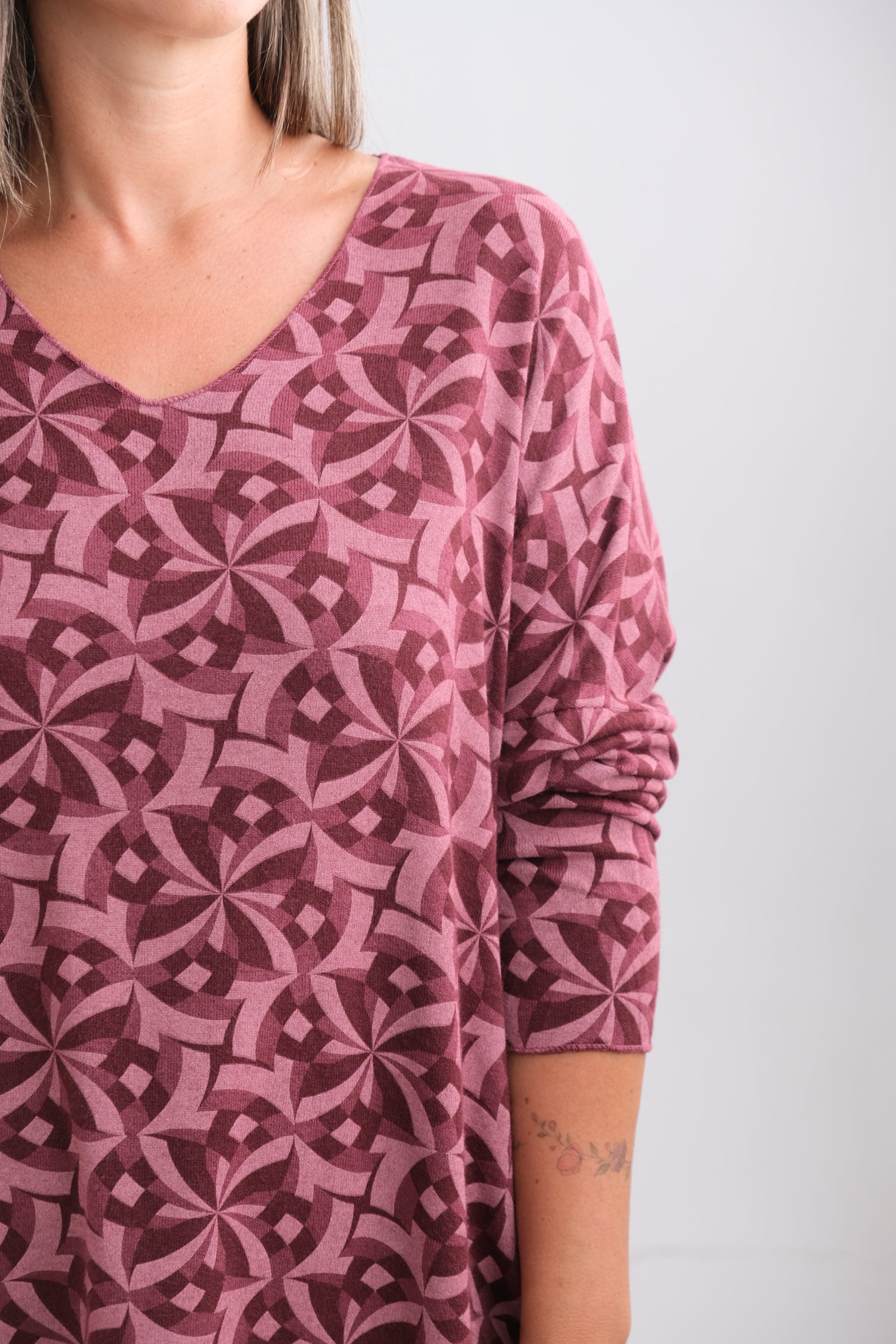 Sweater Geometric Bordo