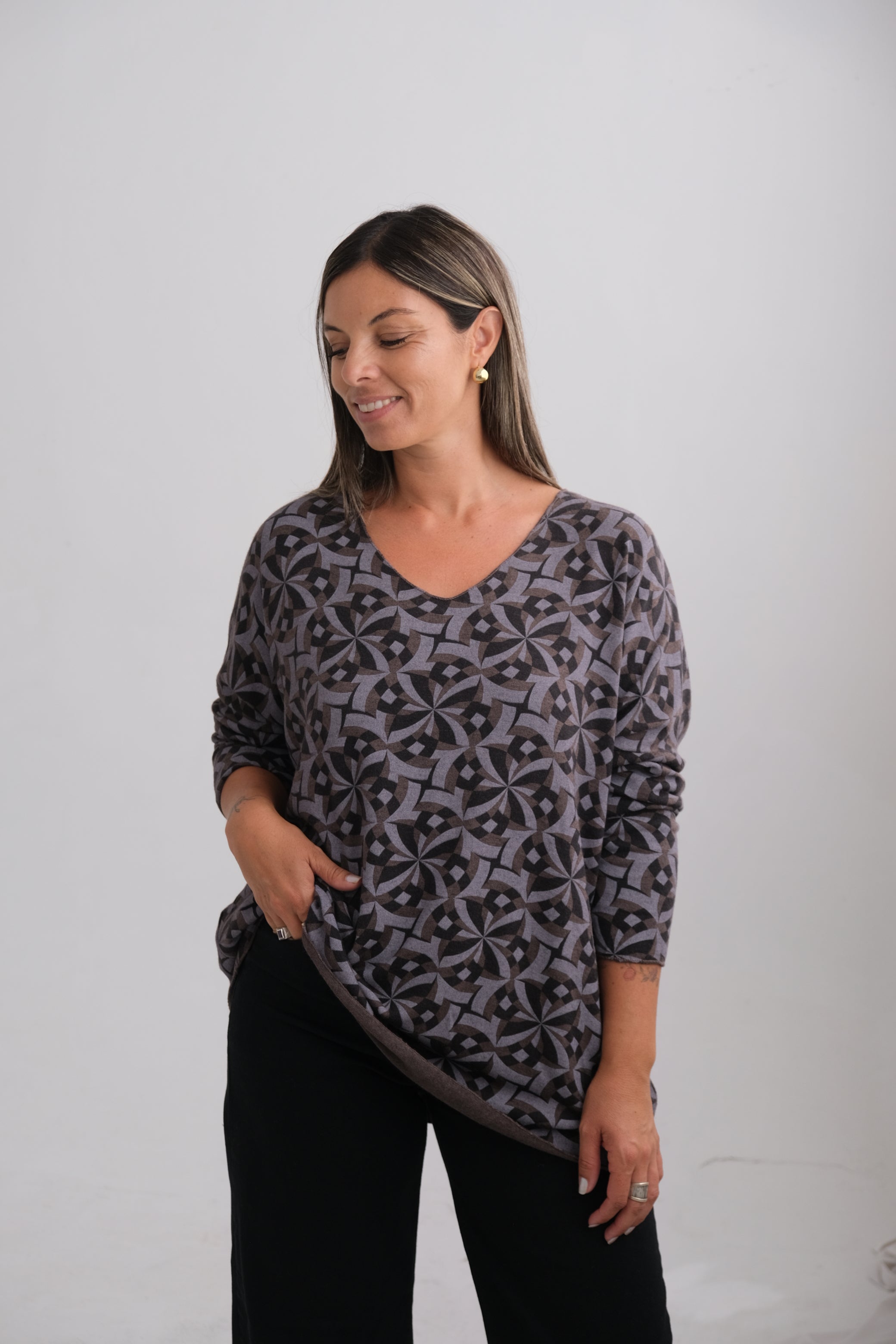 Sweater Geometric Gris