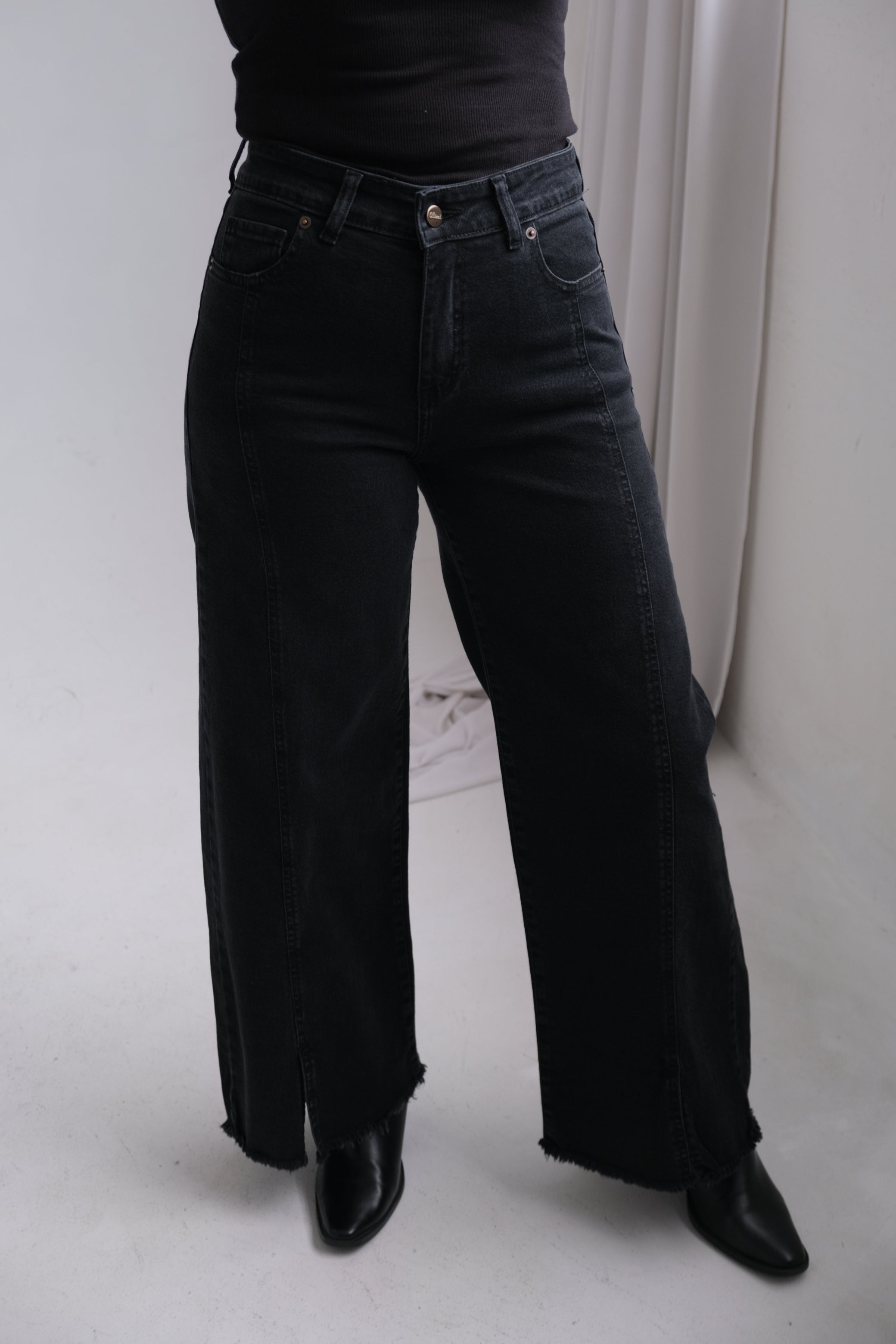 Jean Negro Línea Media