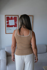 Musculosa Vivo Tostado
