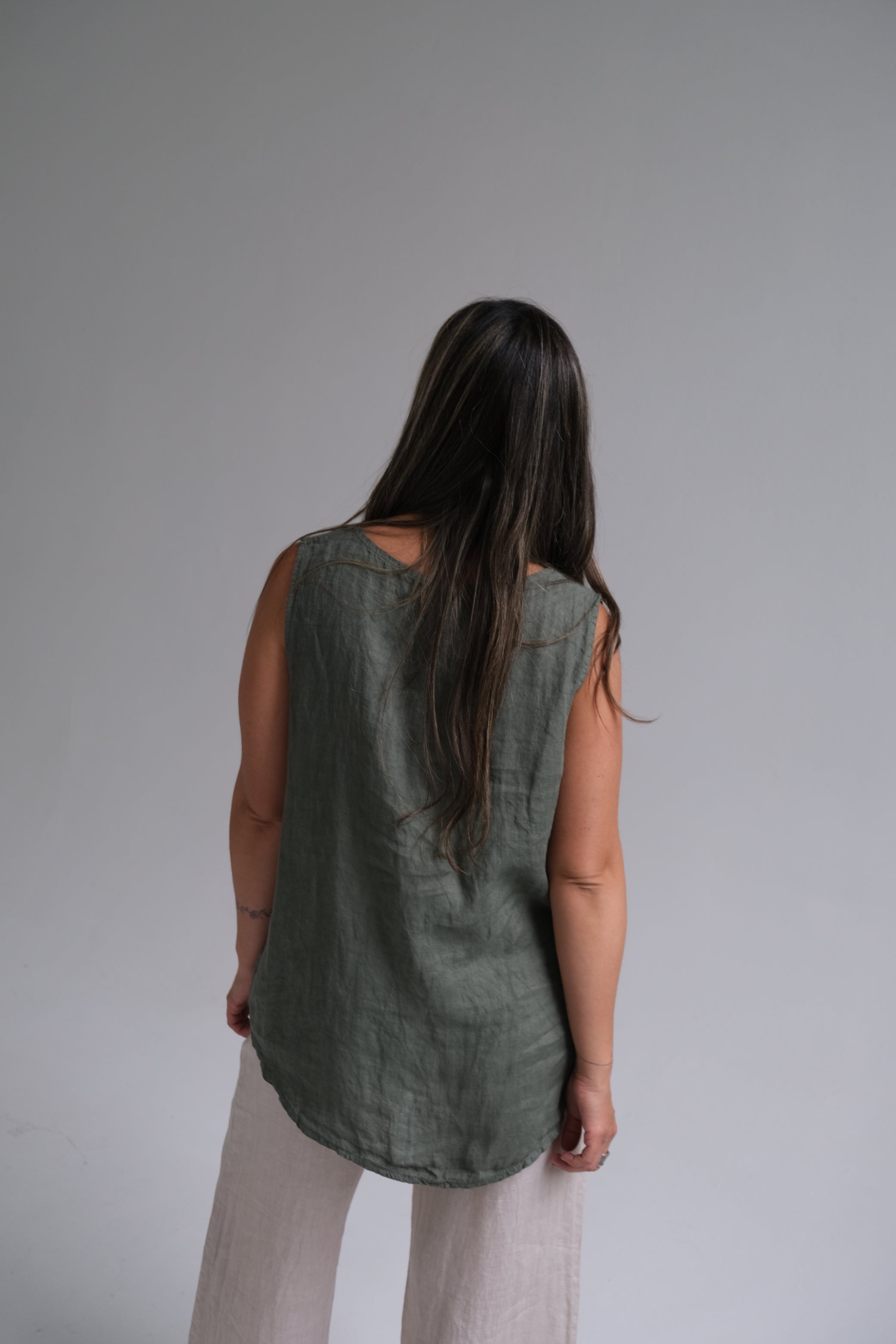 Musculosa Holly Verde Seco