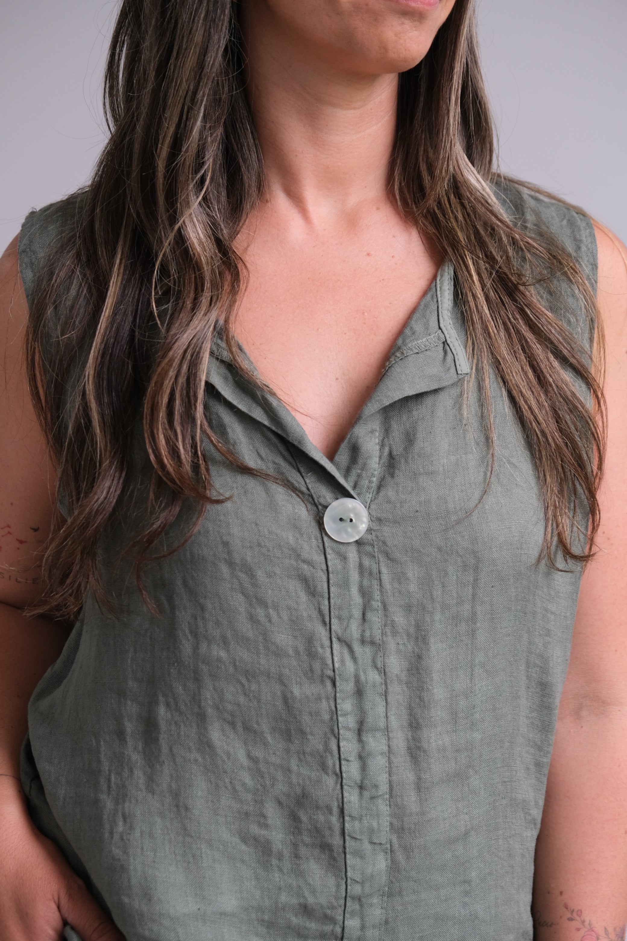 Musculosa Holly Verde Seco