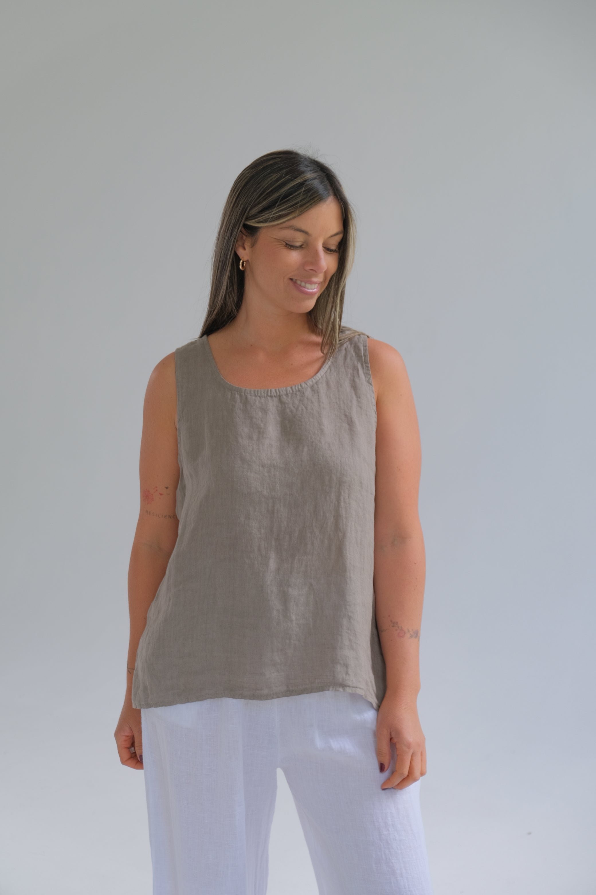 Musculosa Minerva Visón