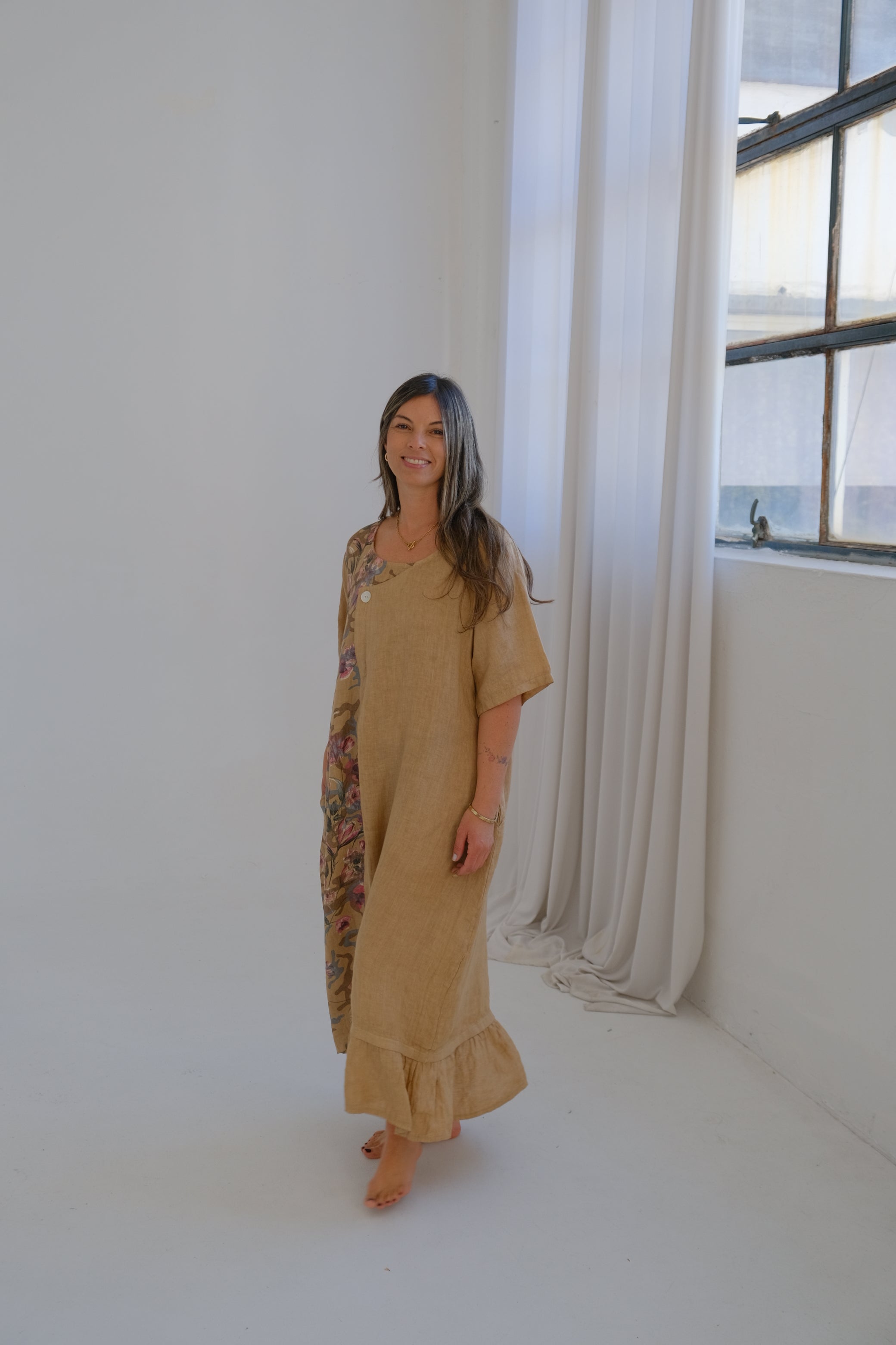 Vestido Serafina Tostado