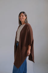 Poncho Lirio Chocolate