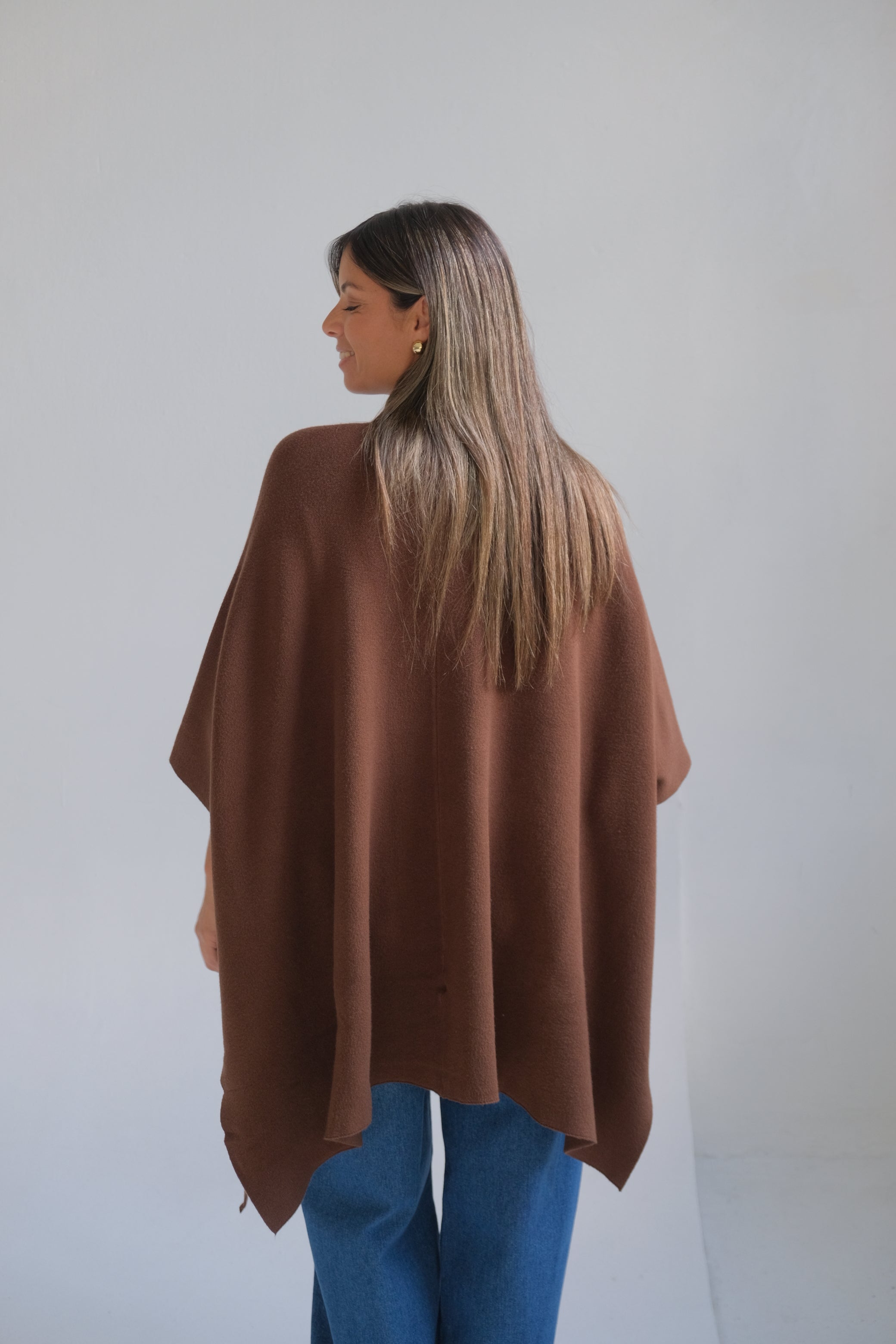 Poncho Lirio Chocolate