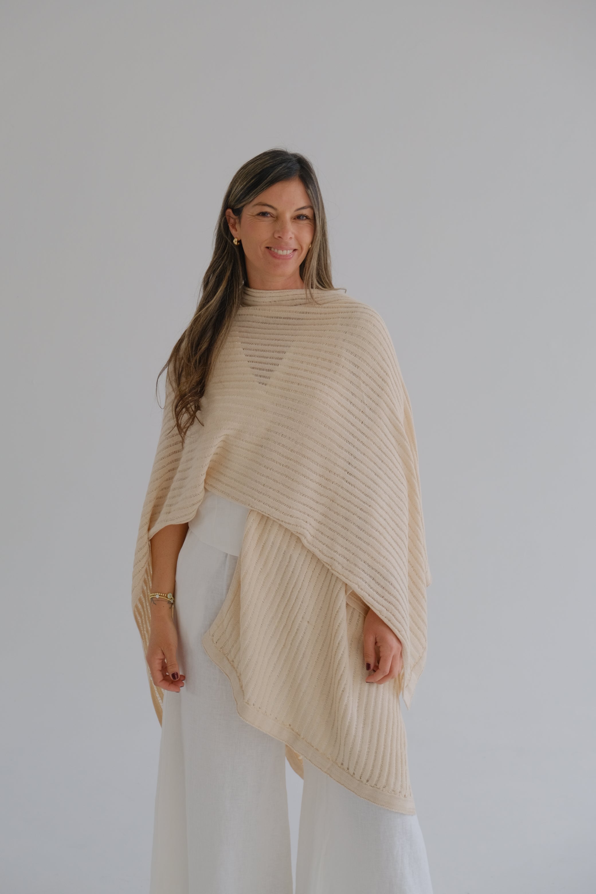 Ruana crudo CÁPSULA