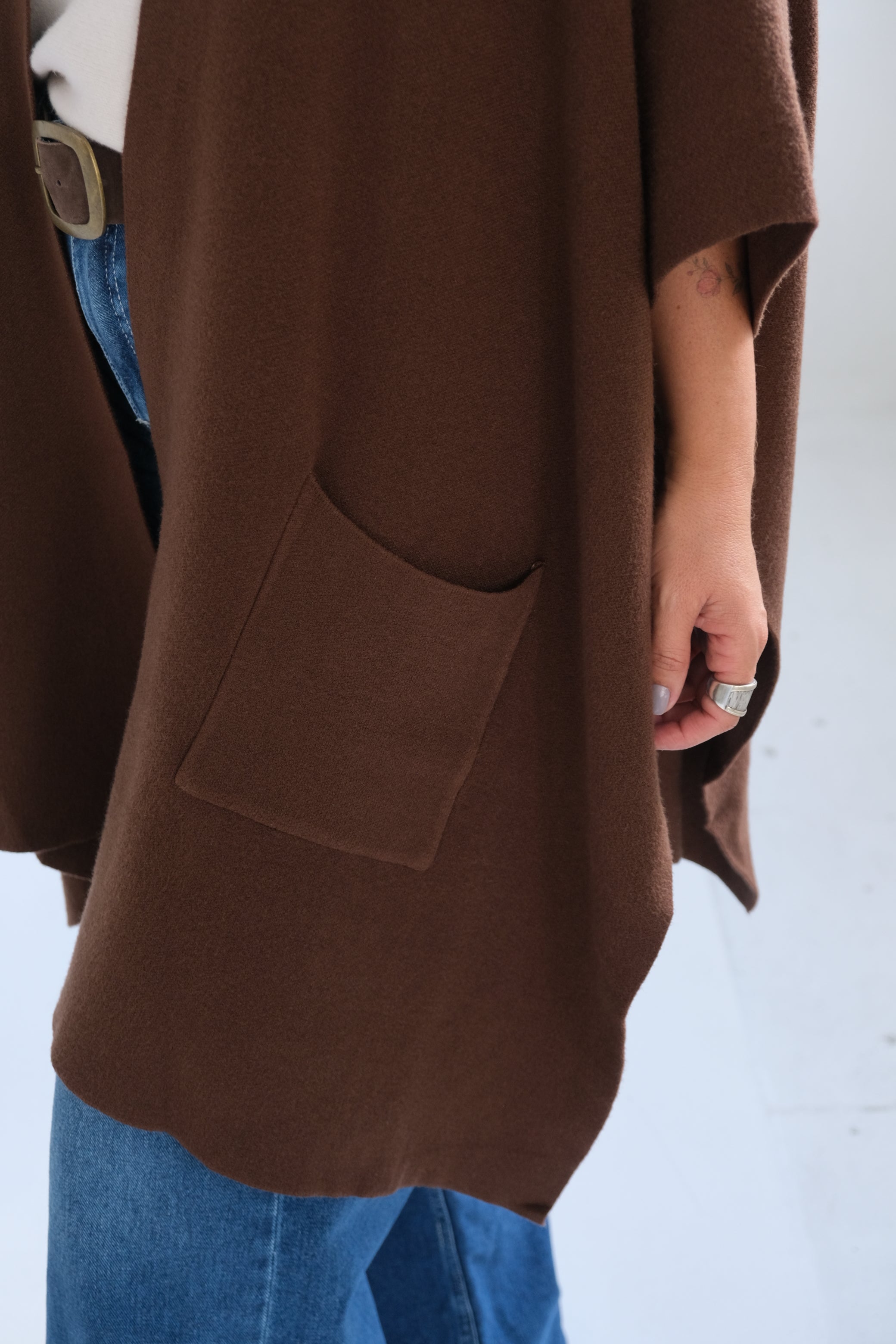 Poncho Lirio Chocolate