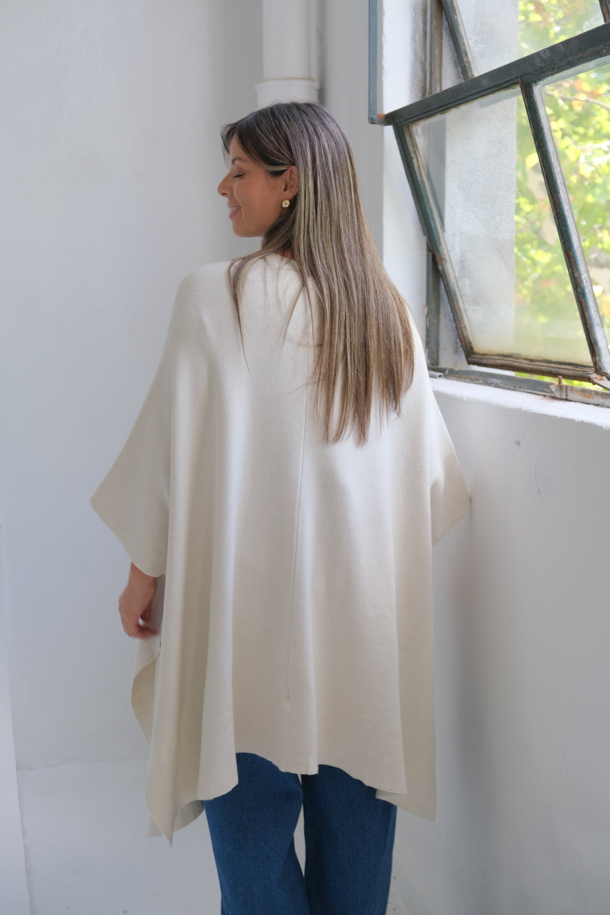 Poncho Lirio Crudo