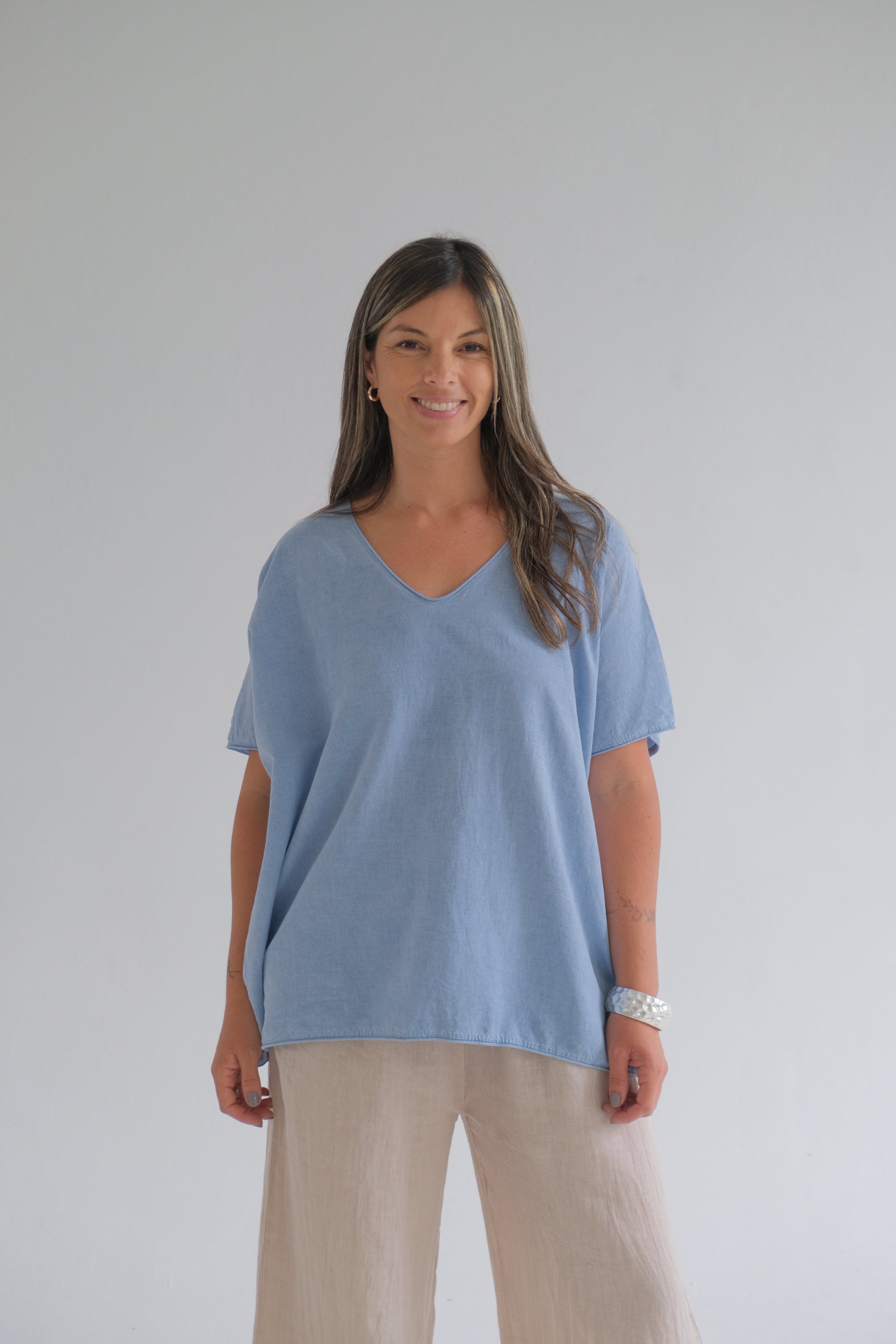 Remera Clarisa Celeste