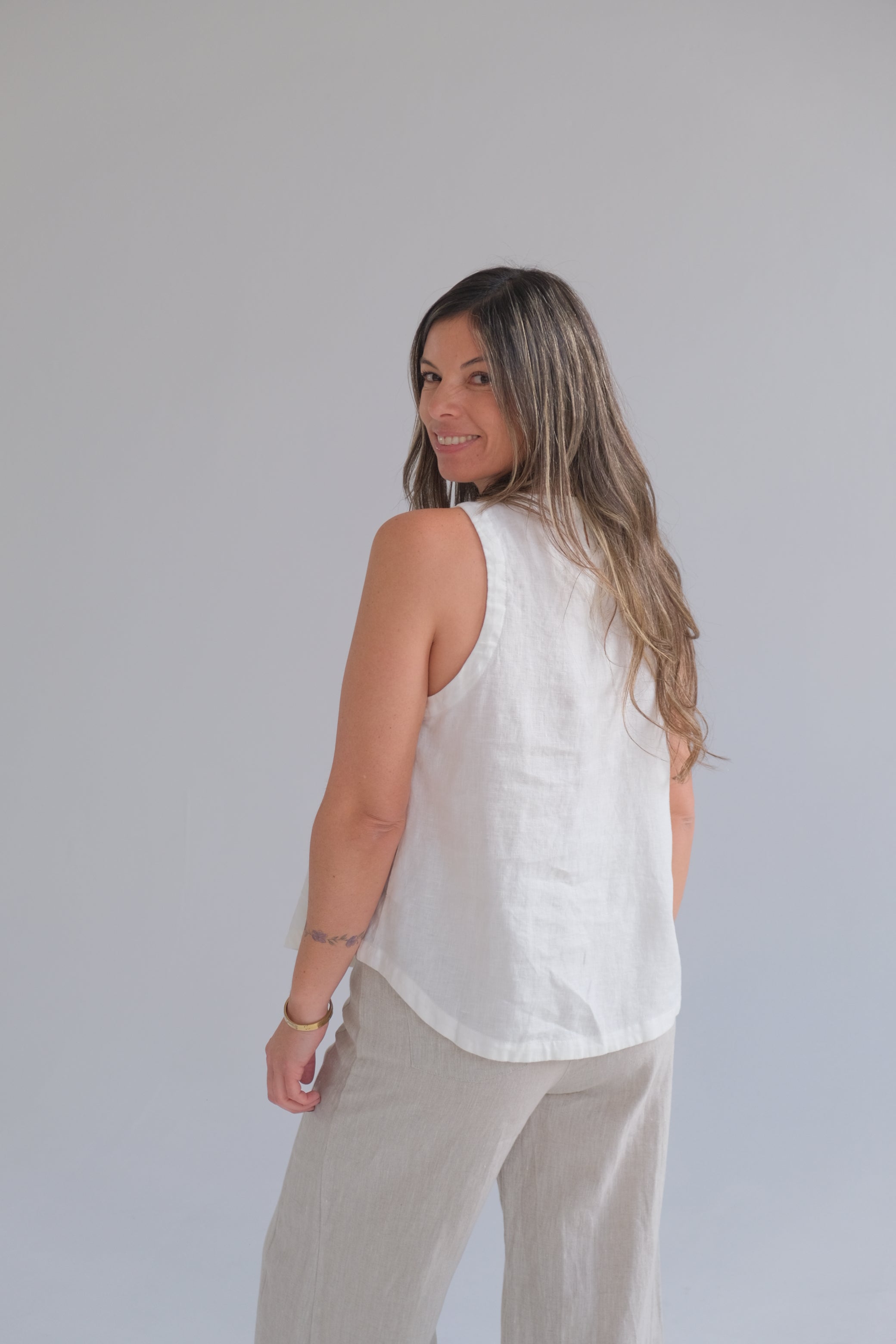Musculosa Comodín off-white CÁPSULA