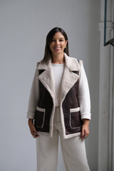 Chaleco Venus Chocolate y beige