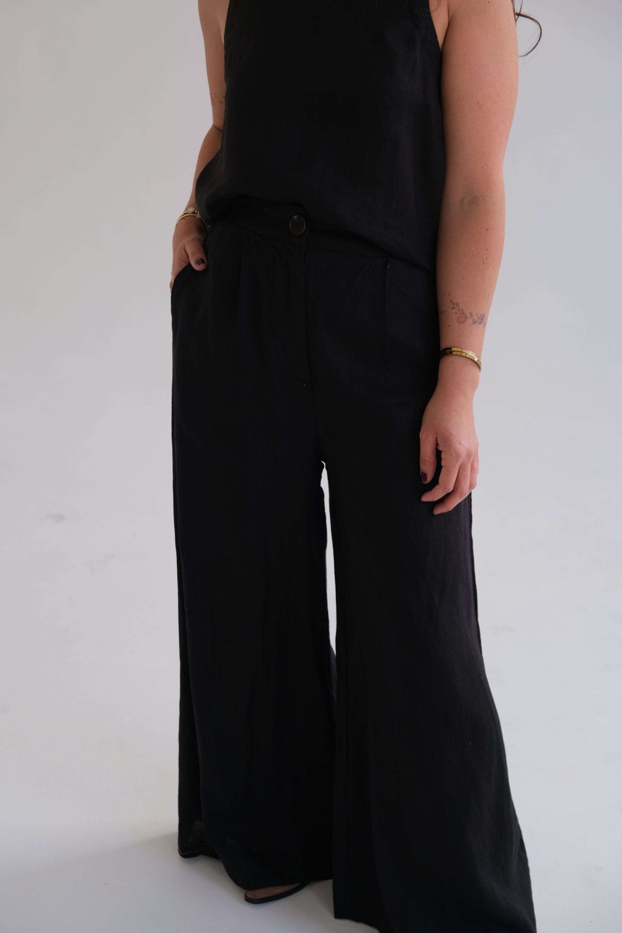 Pantalón Asia Negro CÁPSULA