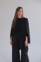 Ruana negra CÁPSULA