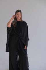 Ruana negra CÁPSULA