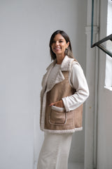 Chaleco Venus Beige y Crudo