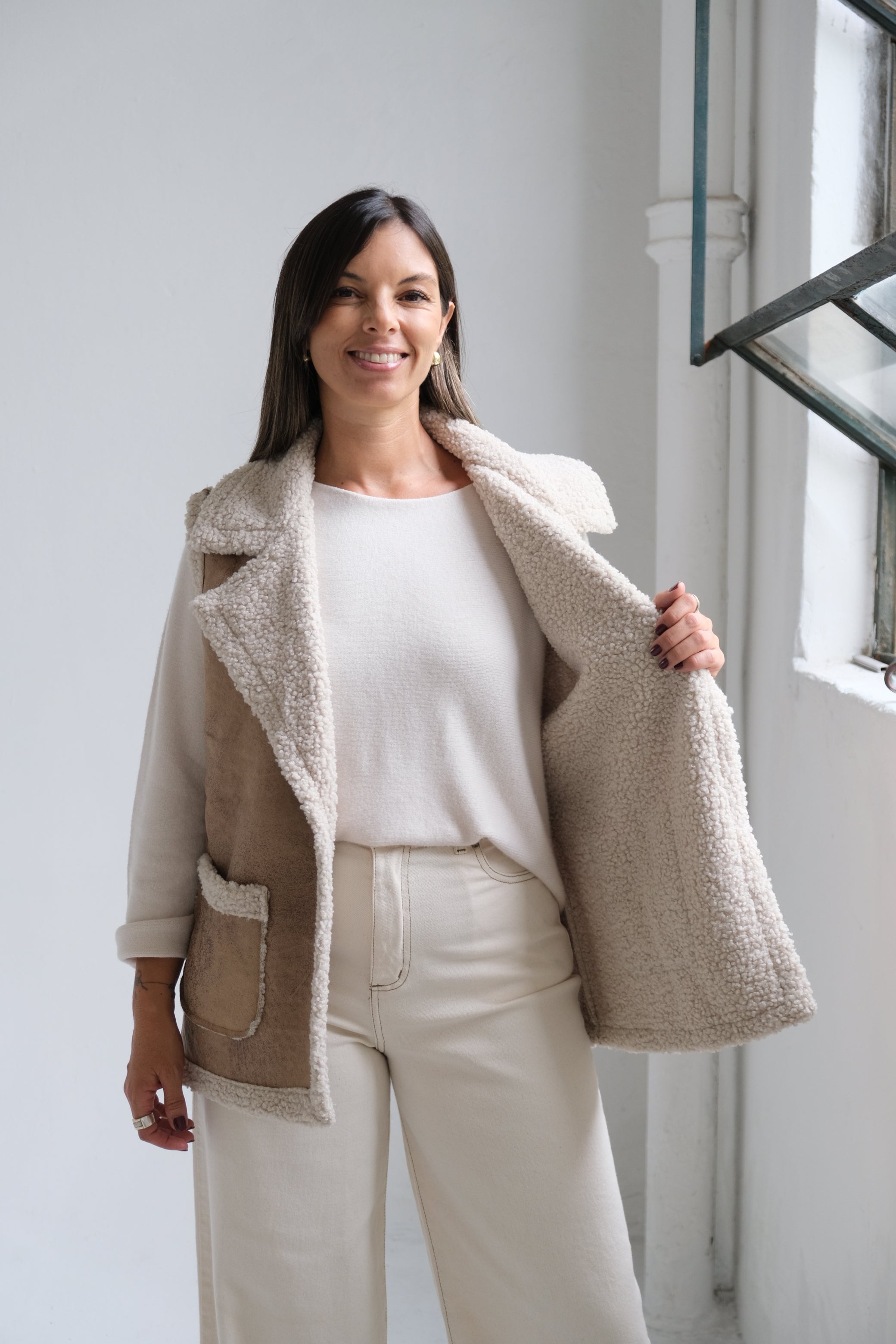 Chaleco Venus Beige y Crudo