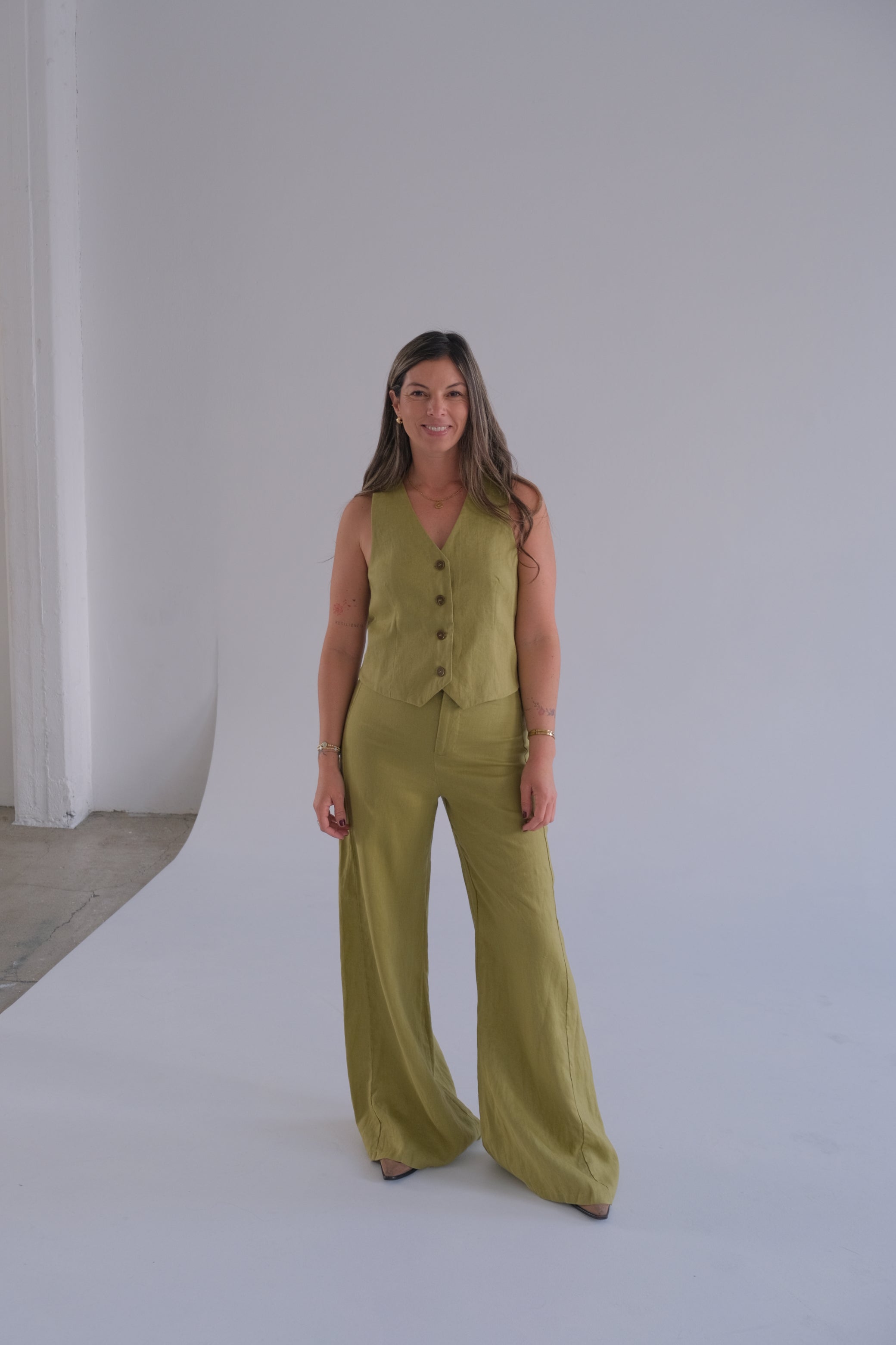 Chaleco Lino Off pistacho cápsula